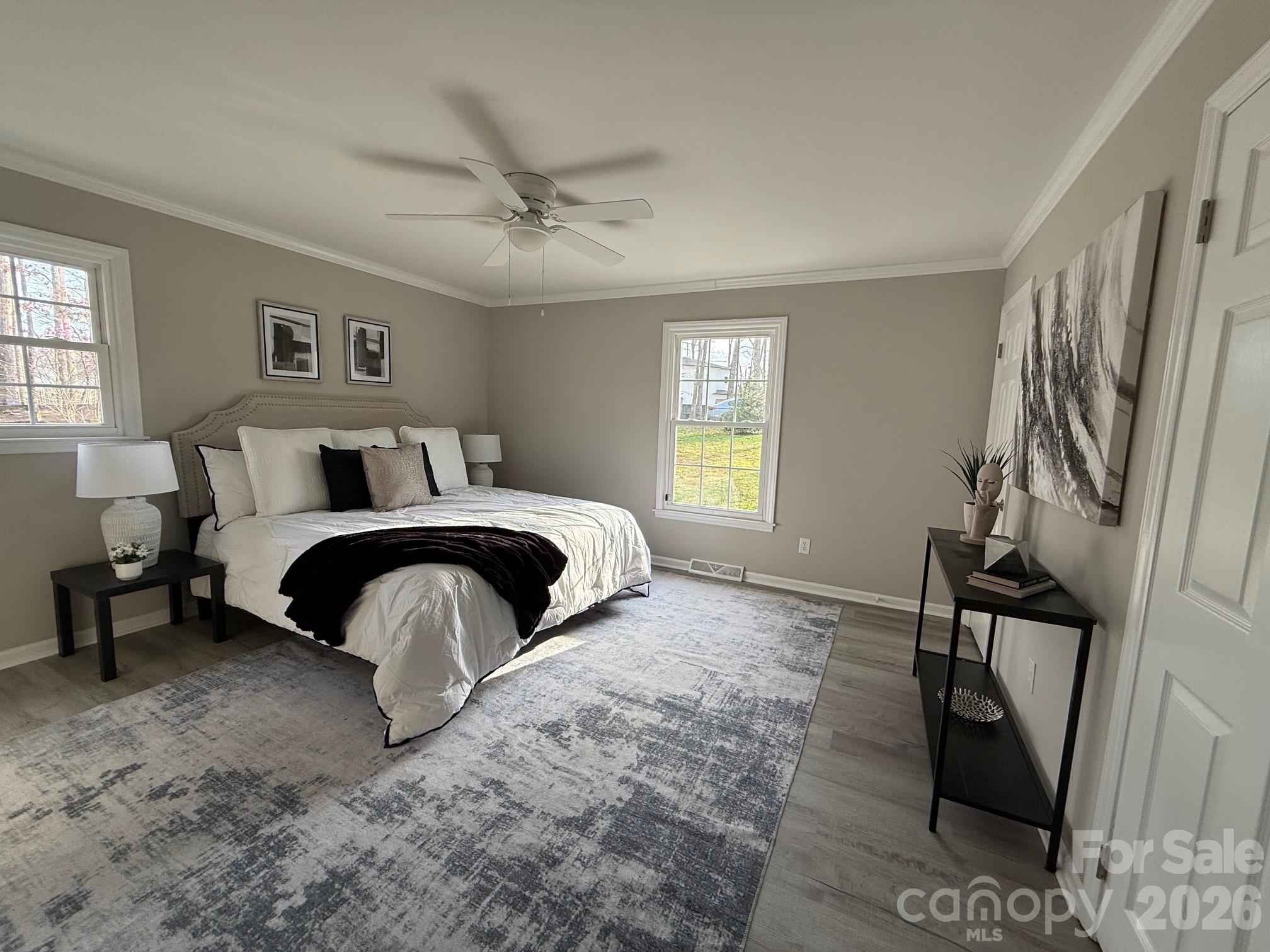 2411 Kimway Drive — Matthews