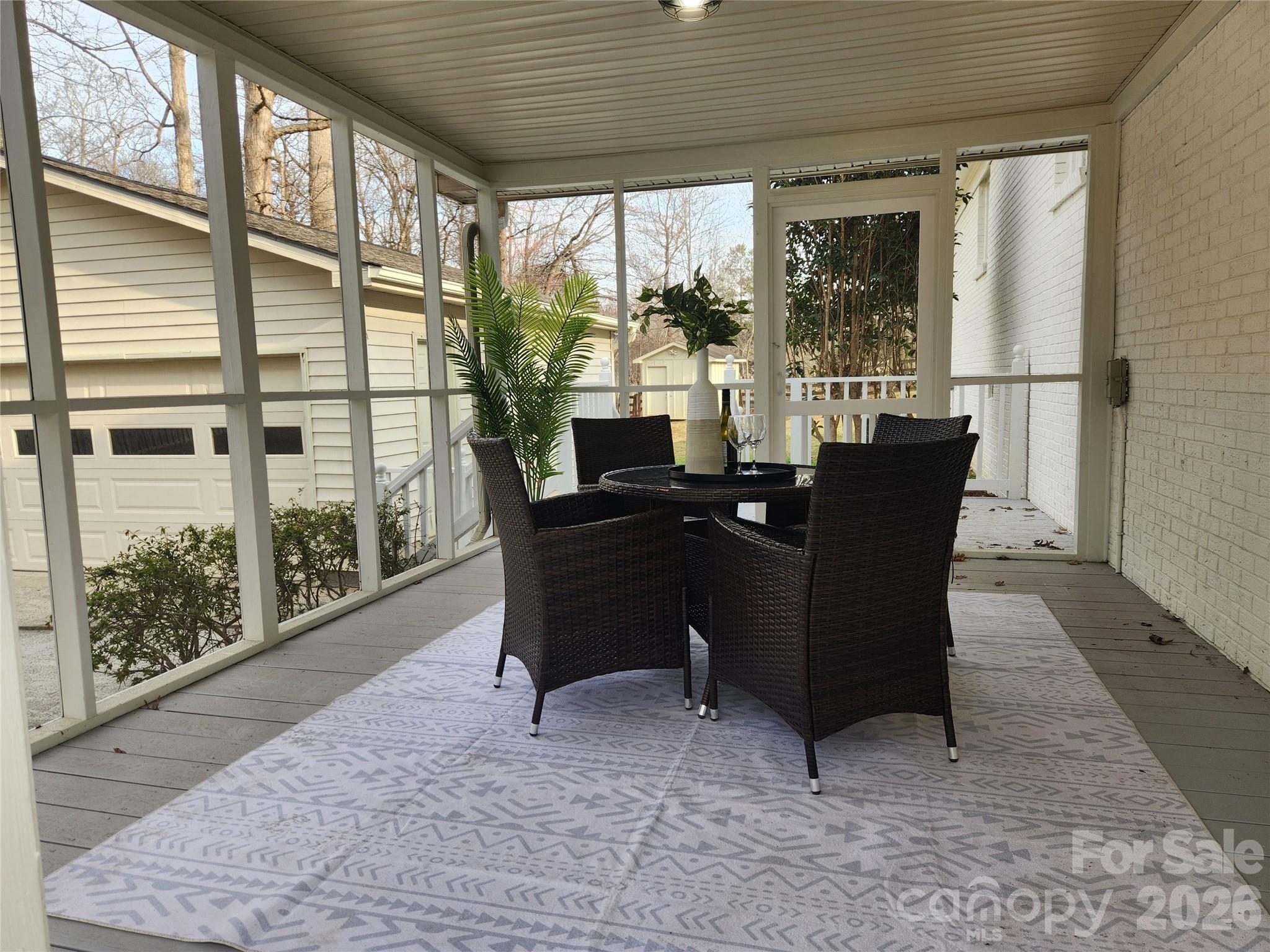 2411 Kimway Drive — Matthews