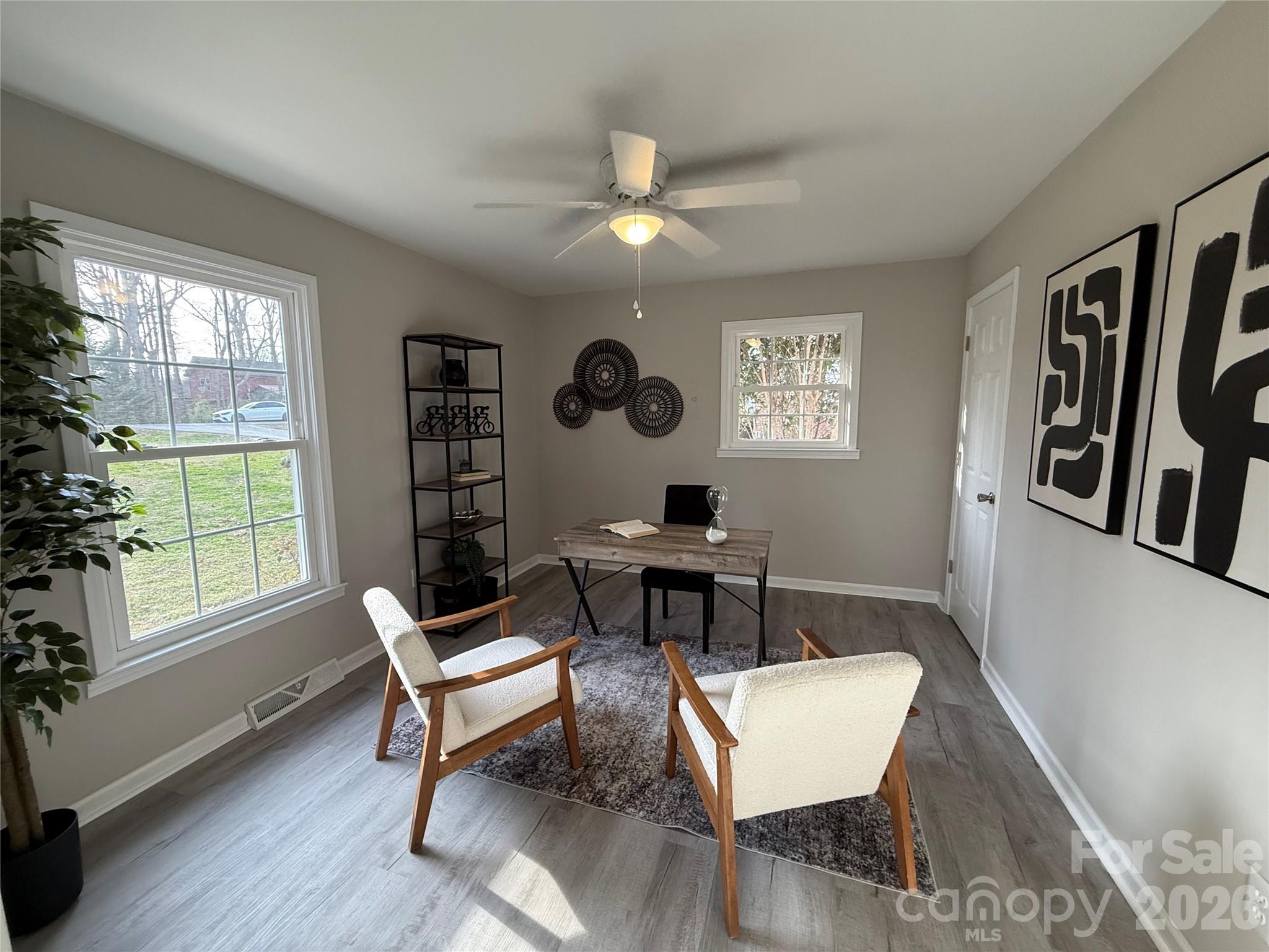 2411 Kimway Drive — Matthews