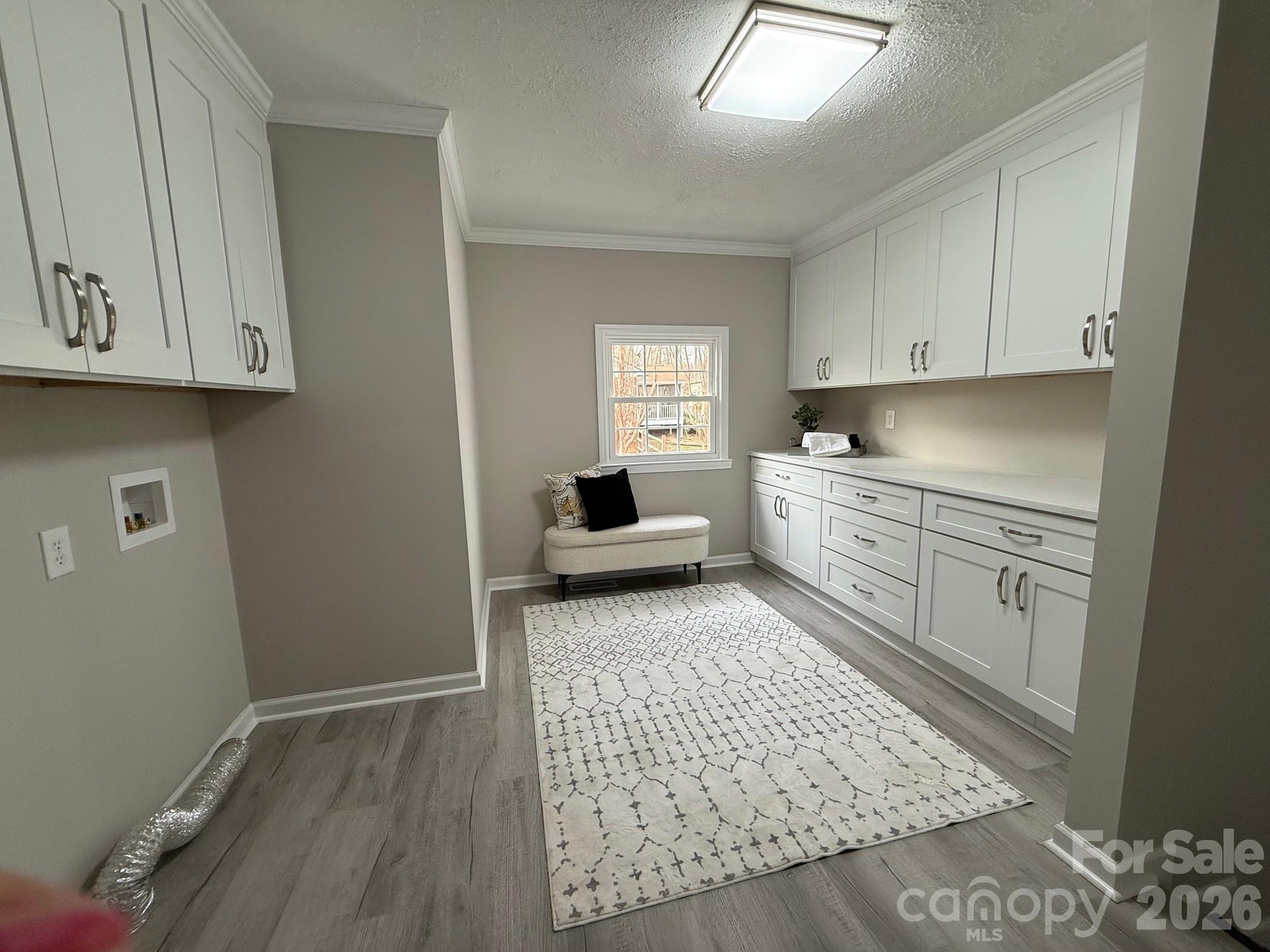 2411 Kimway Drive — Matthews