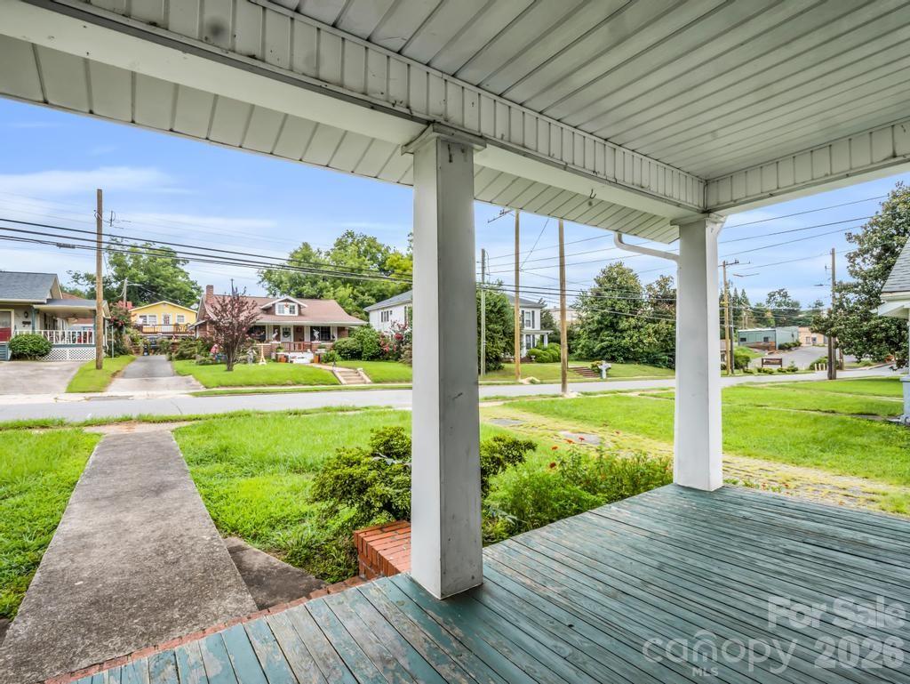 203 Court Street — Rutherfordton