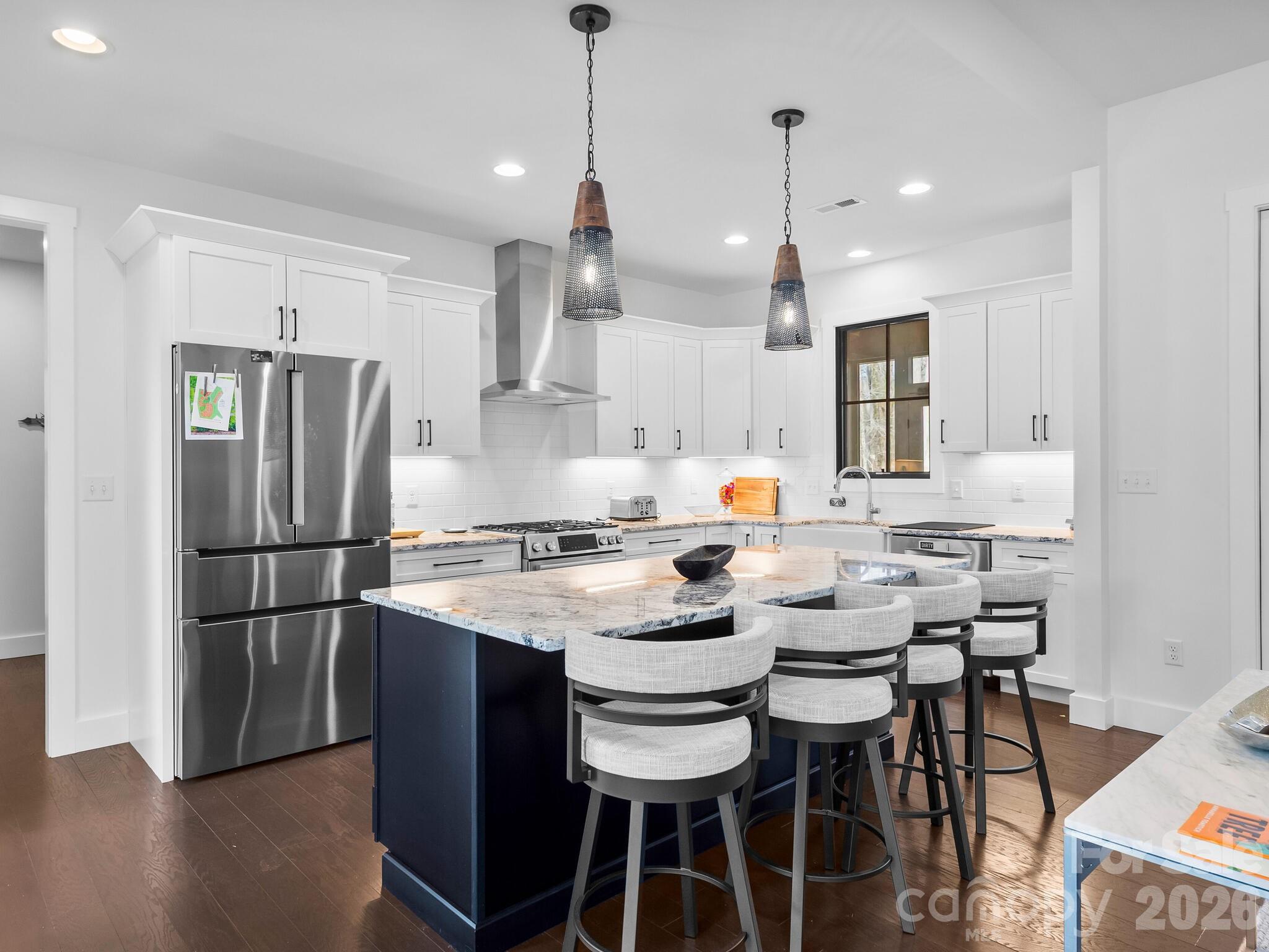 215 Lindsey Farm Drive — Flat Rock