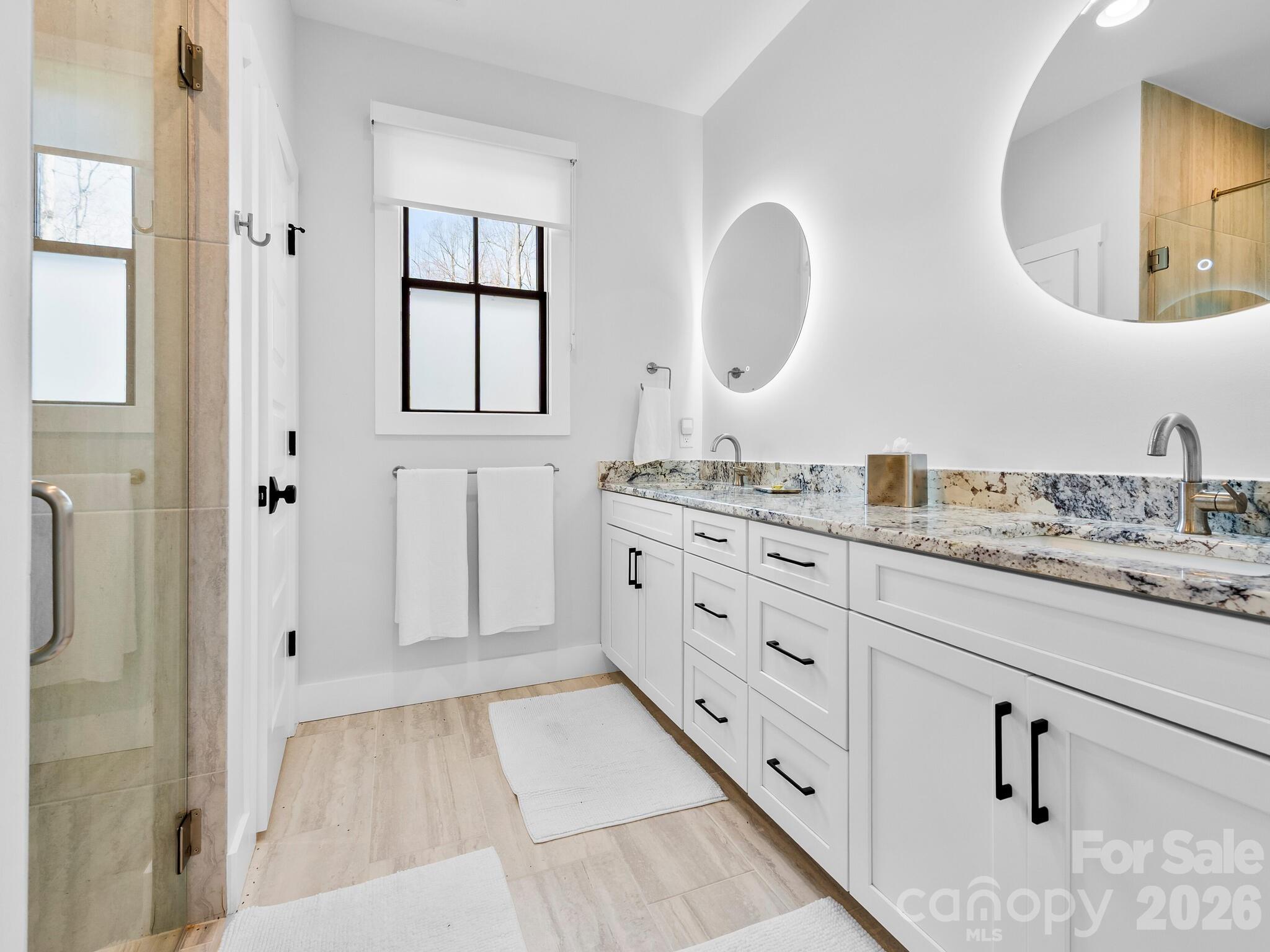 215 Lindsey Farm Drive — Flat Rock