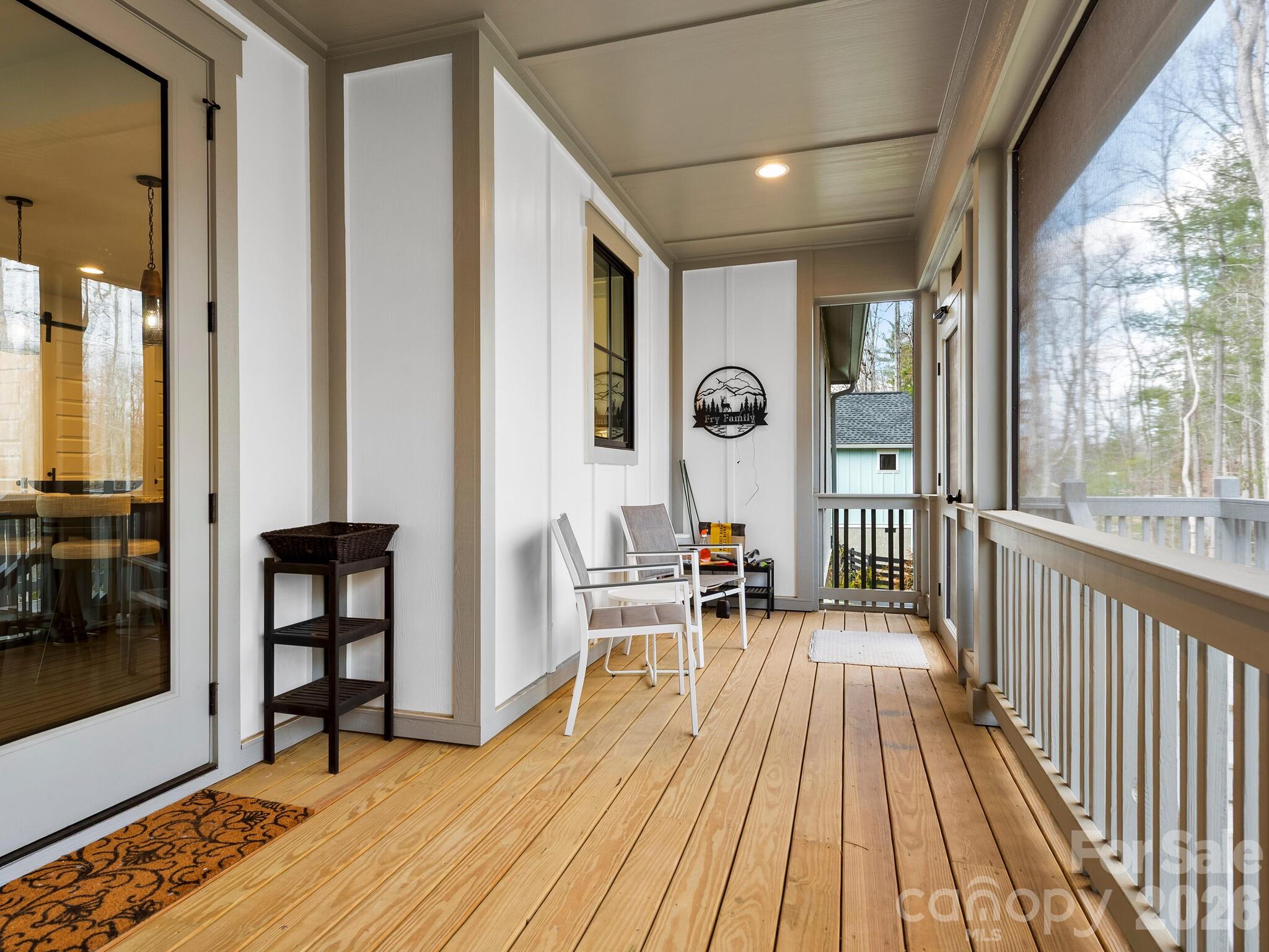 215 Lindsey Farm Drive — Flat Rock