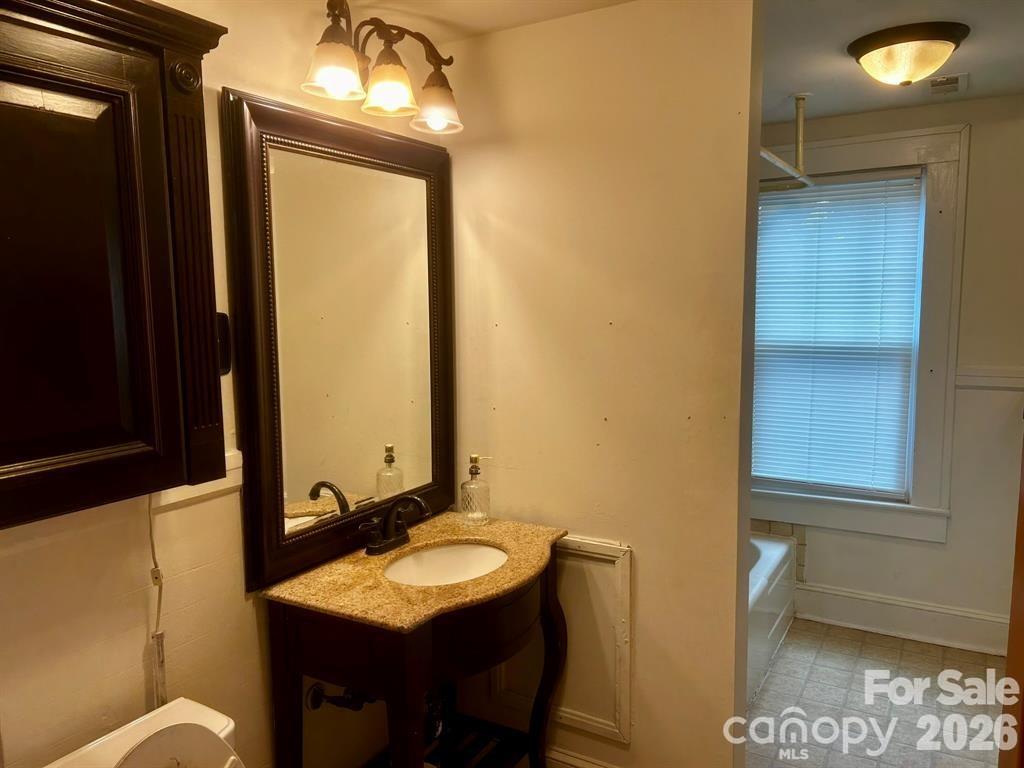 404 Huffman Street — Morganton
