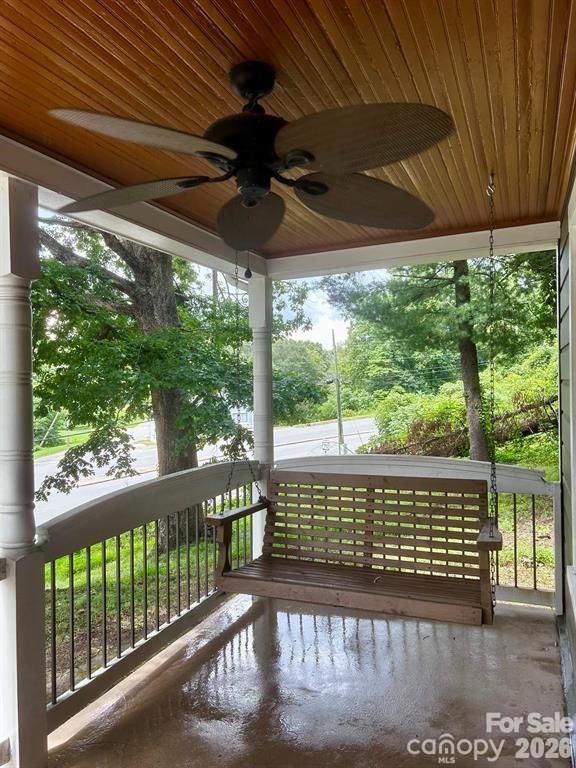 404 Huffman Street — Morganton
