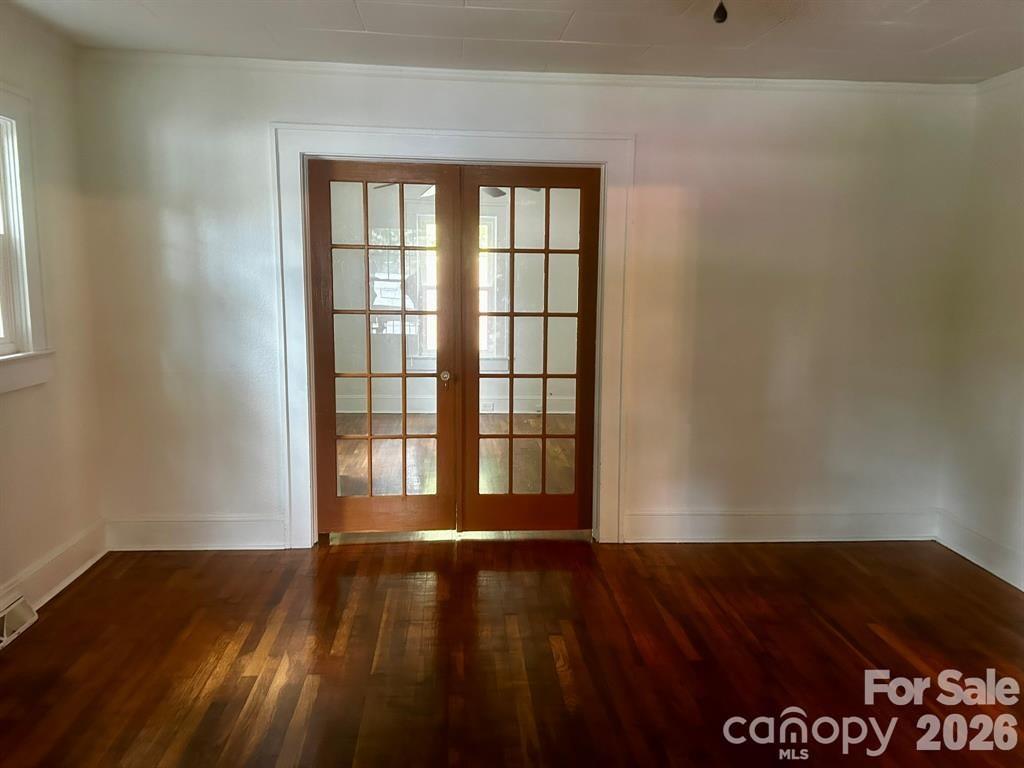 404 Huffman Street — Morganton