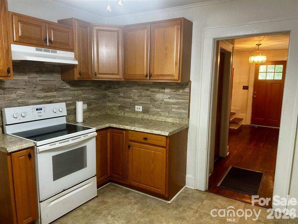 404 Huffman Street — Morganton