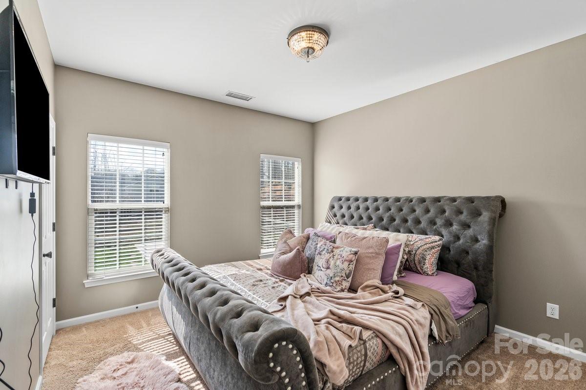 11413 Mangla Drive — Charlotte