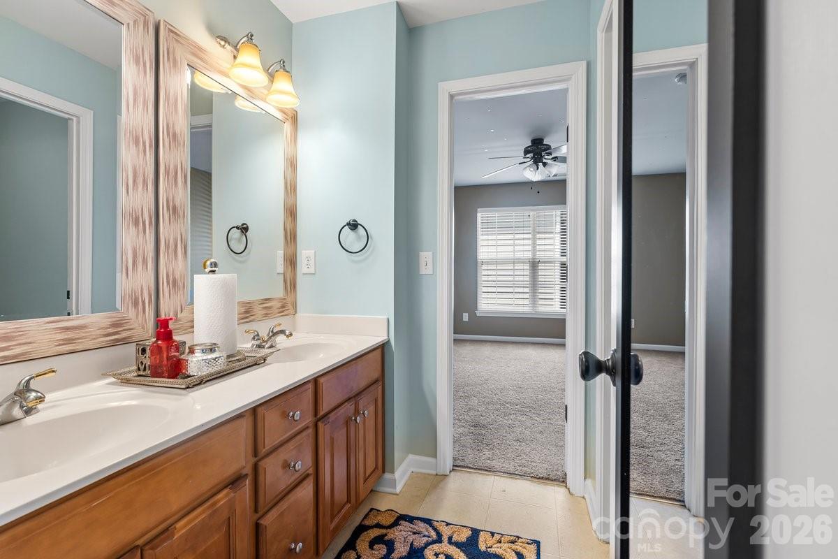 11413 Mangla Drive — Charlotte
