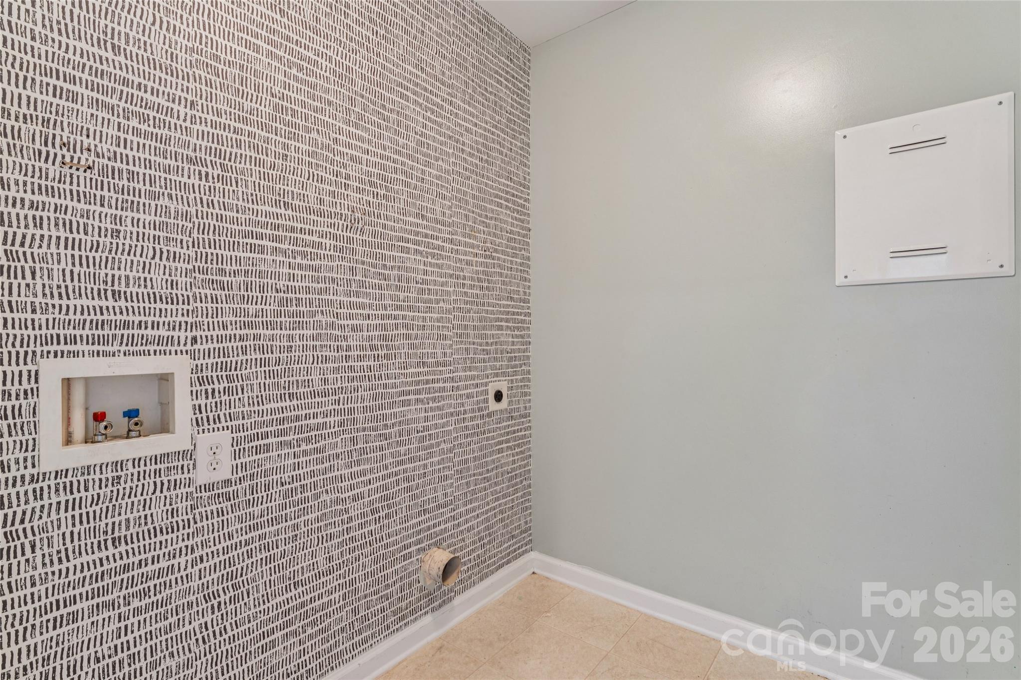 11413 Mangla Drive — Charlotte