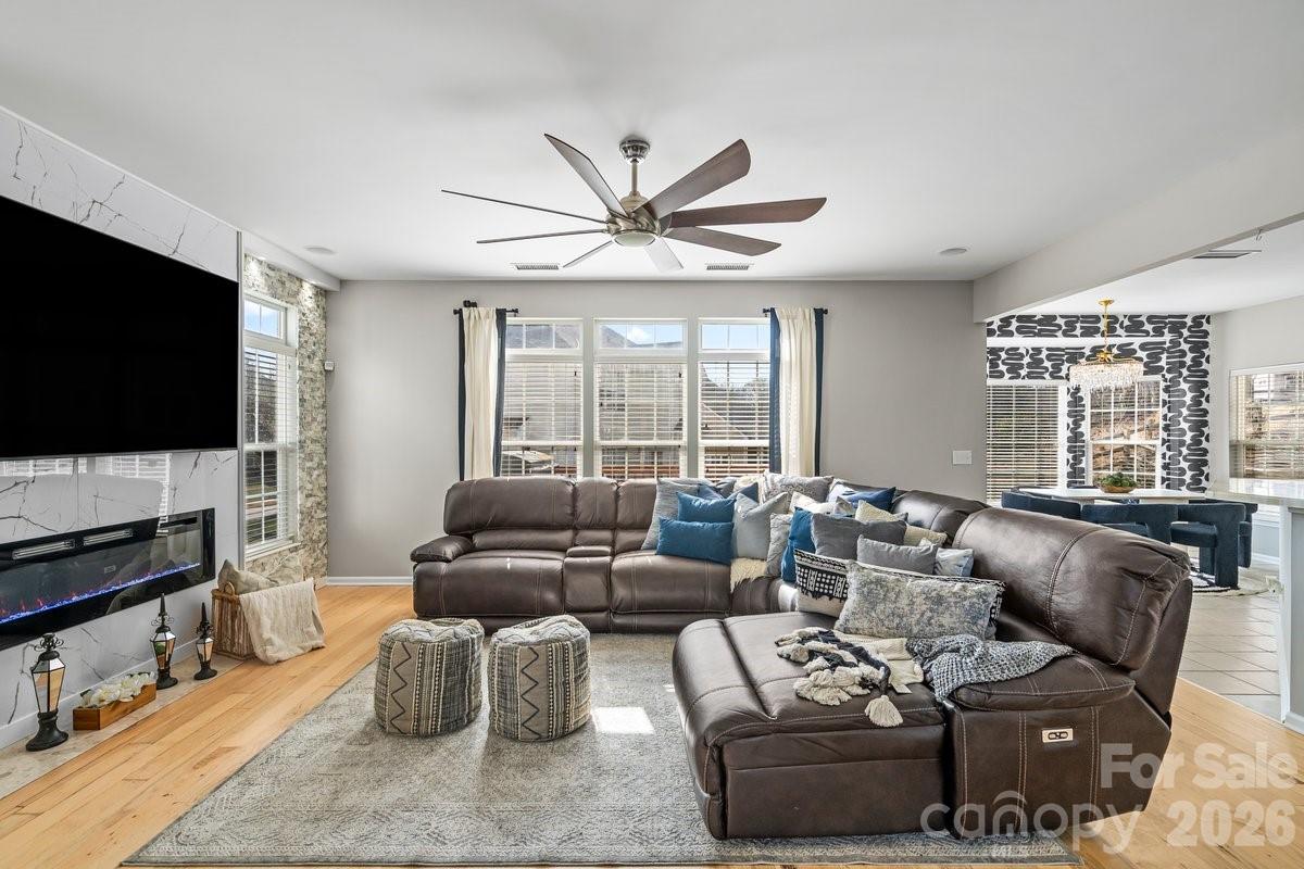 11413 Mangla Drive — Charlotte