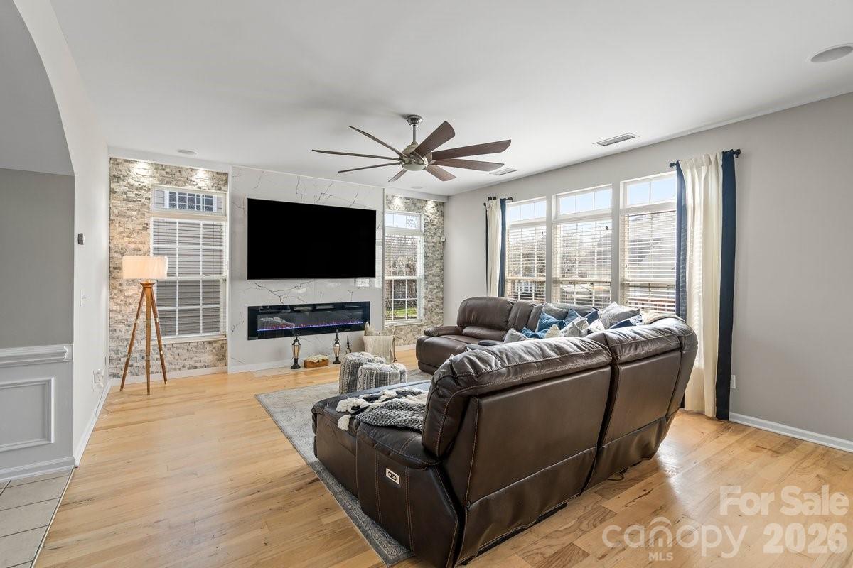 11413 Mangla Drive — Charlotte
