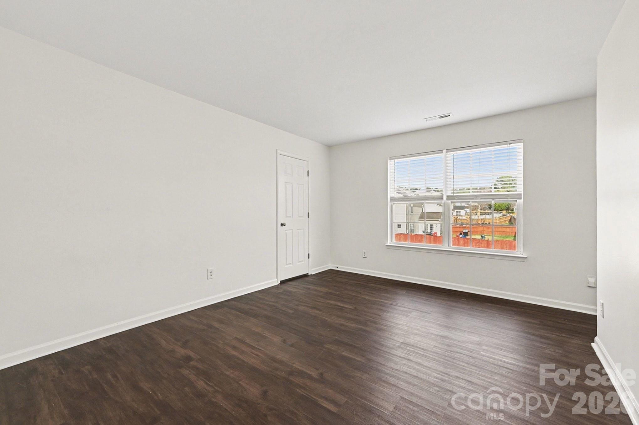 10525 Dominion Village Drive — Charlotte