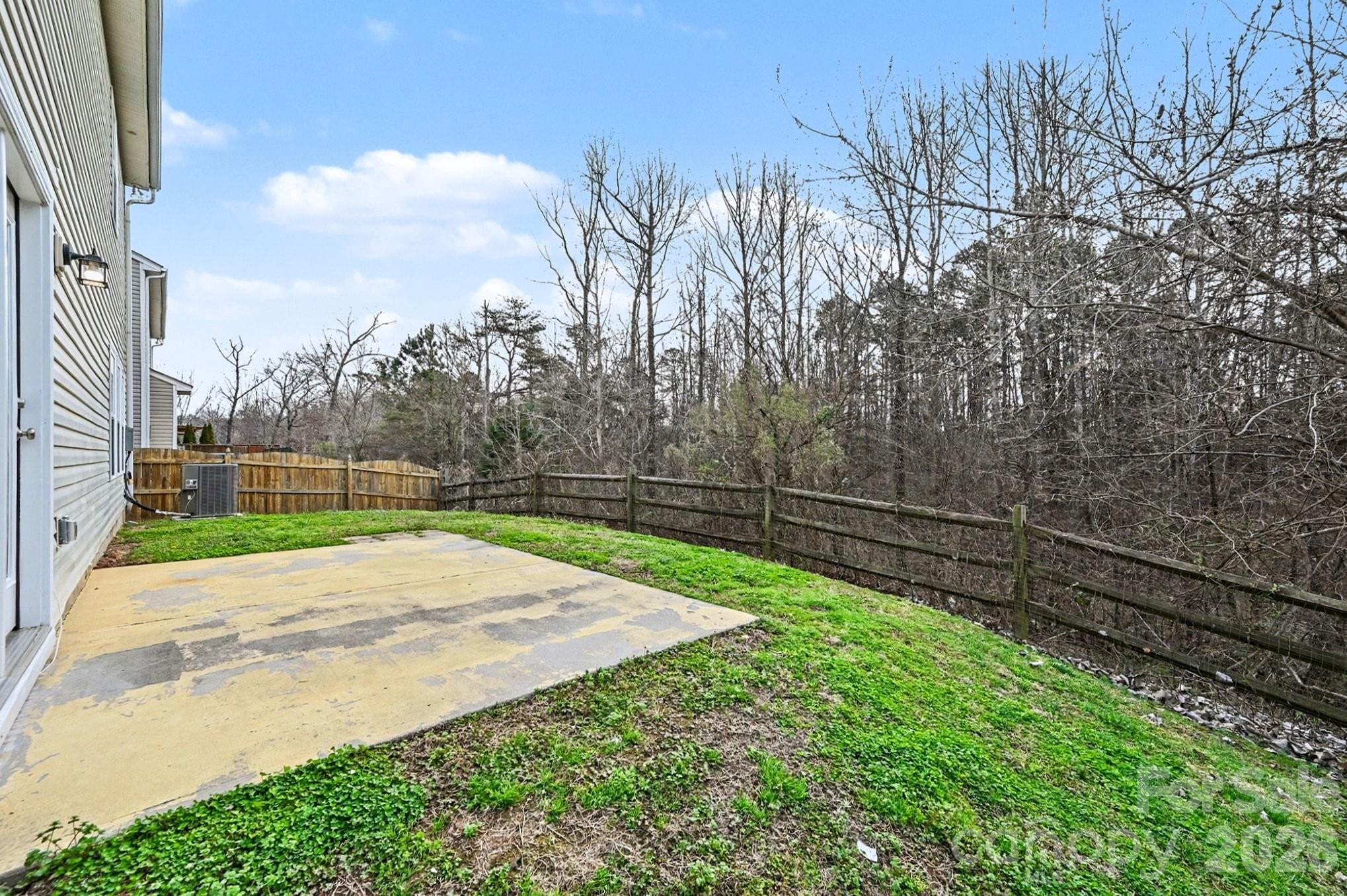 10525 Dominion Village Drive — Charlotte