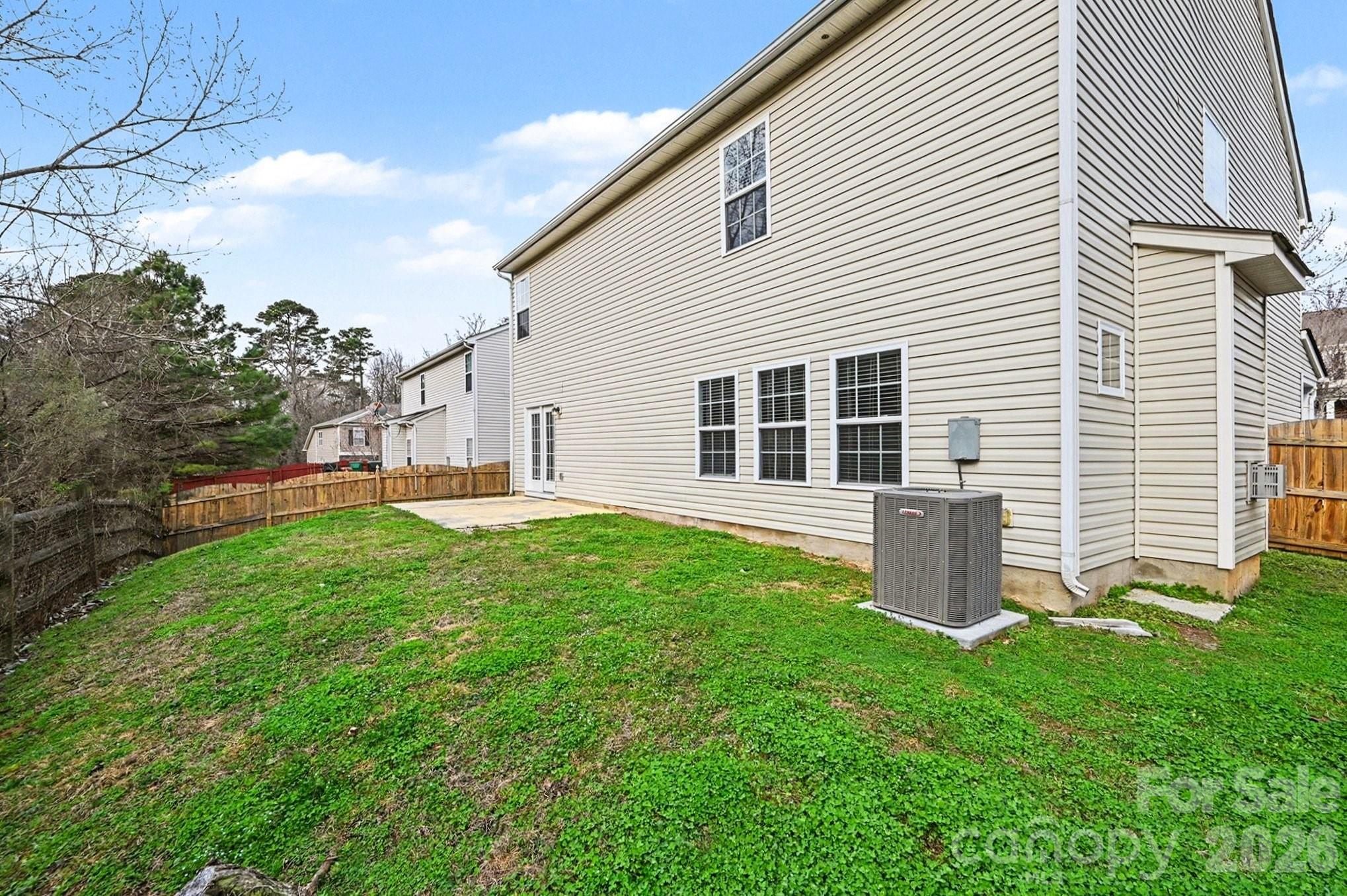 10525 Dominion Village Drive — Charlotte