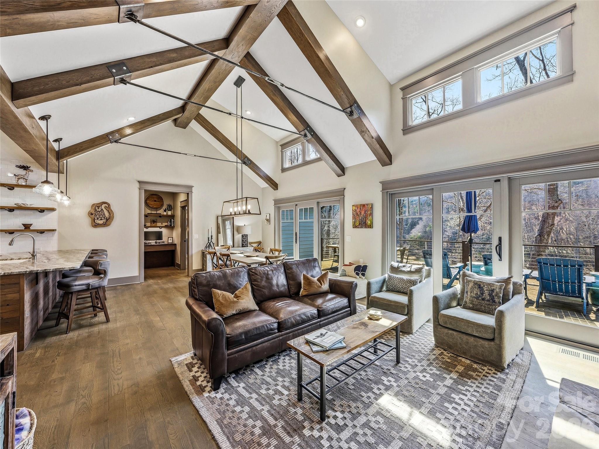 3735 French Broad Parkway — Marshall
