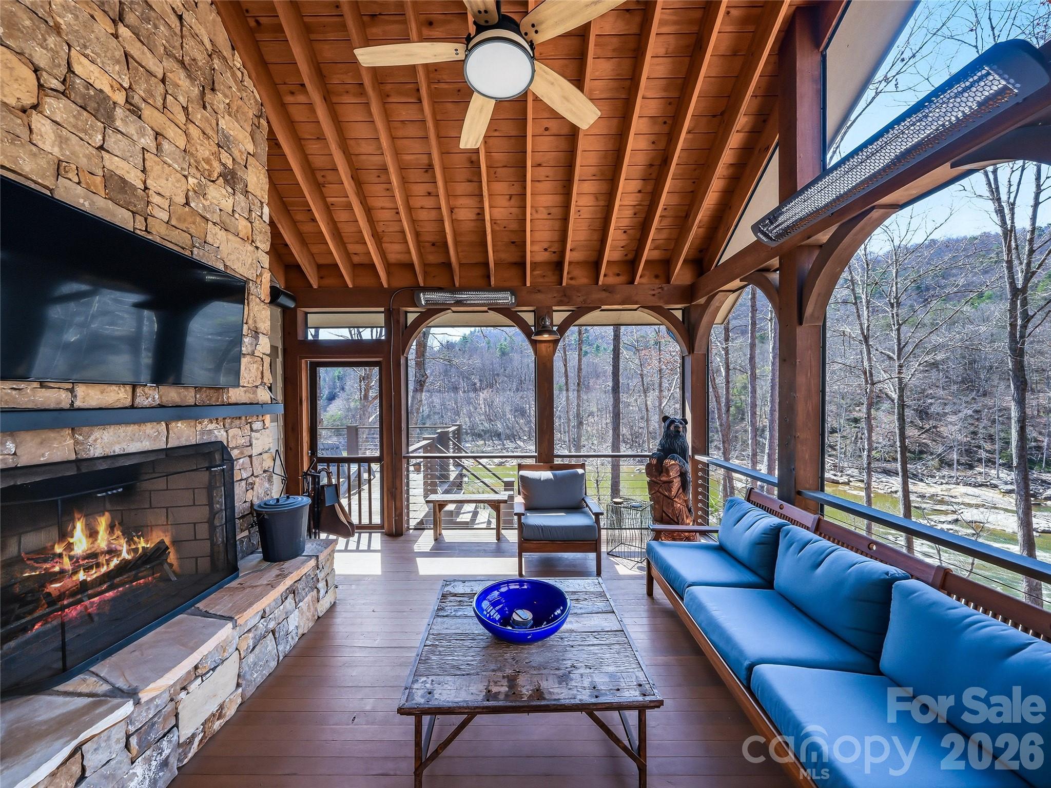 3735 French Broad Parkway — Marshall