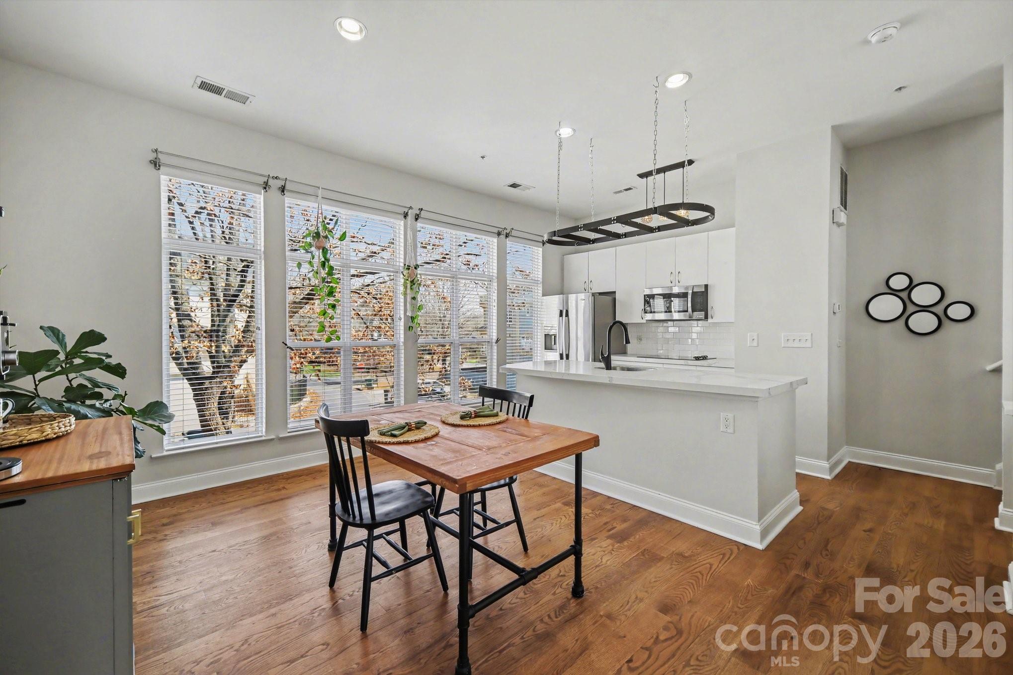906 Garden District Drive — Charlotte