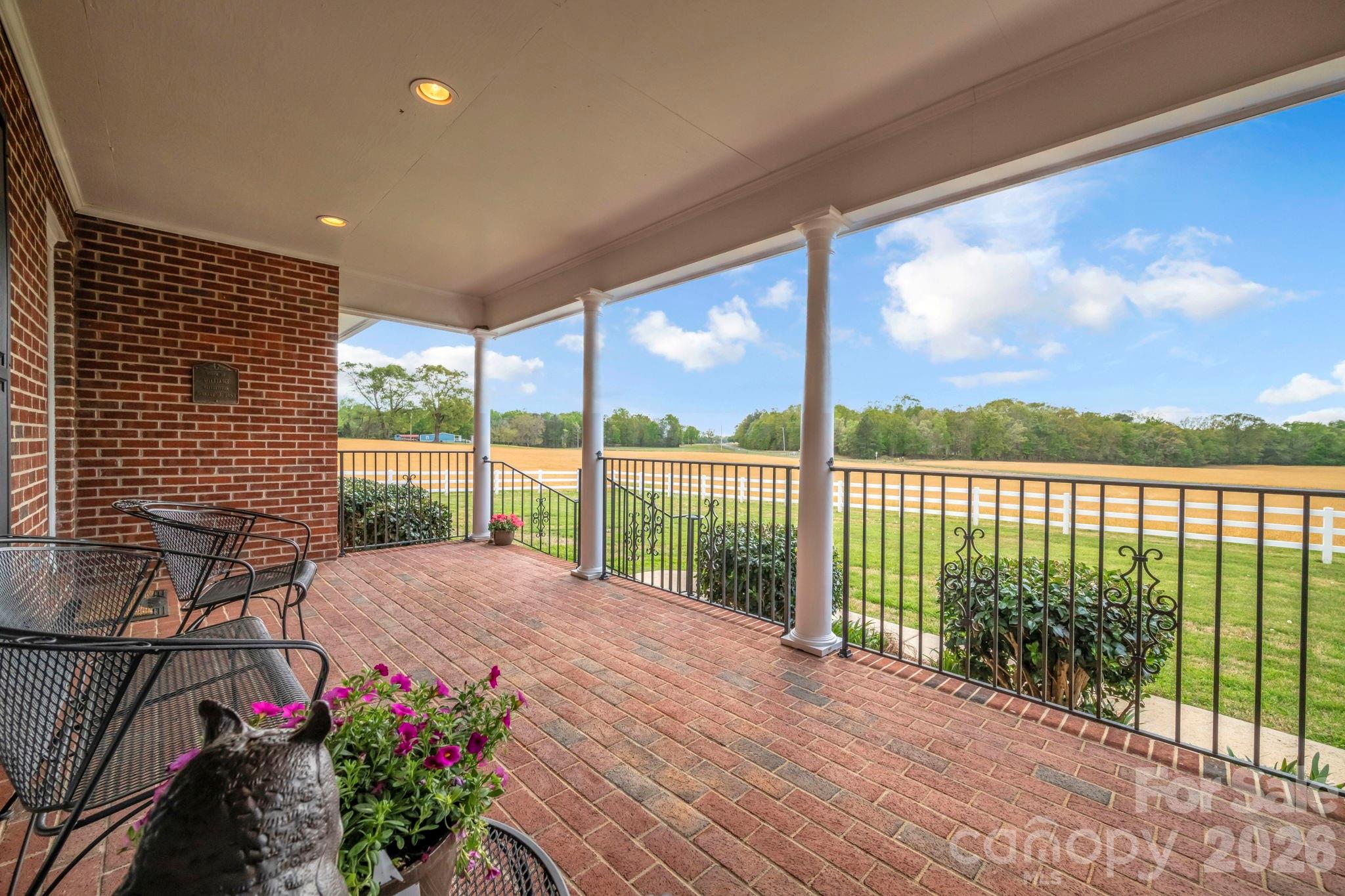824 N Forest Hills School Road — Marshville