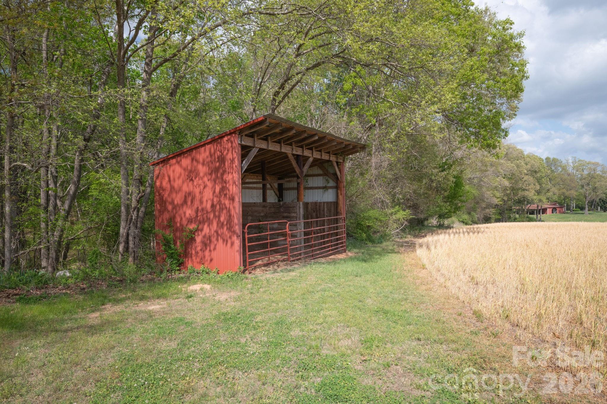 824 N Forest Hills School Road — Marshville