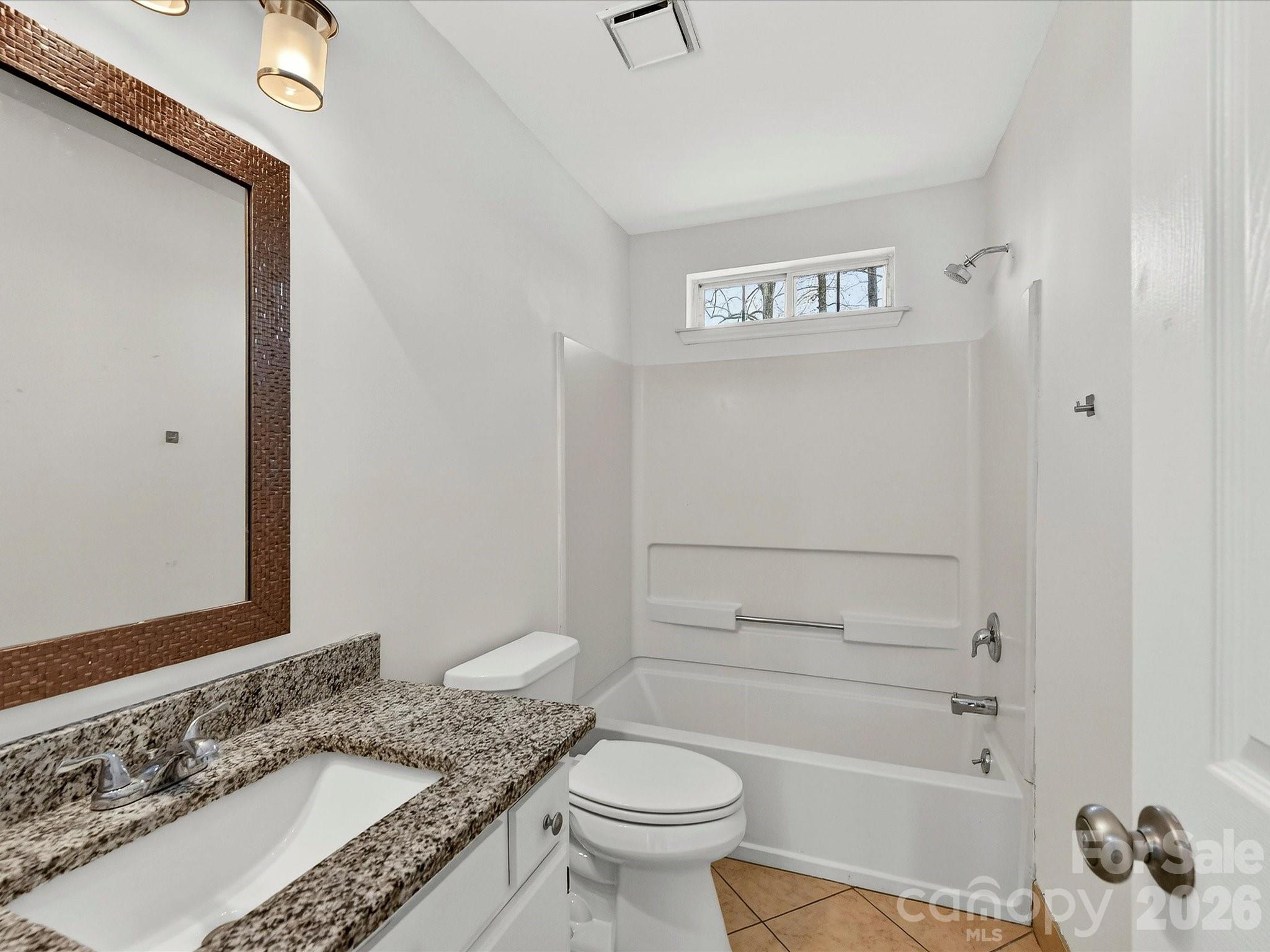 8413 Red Setter Lane — Charlotte