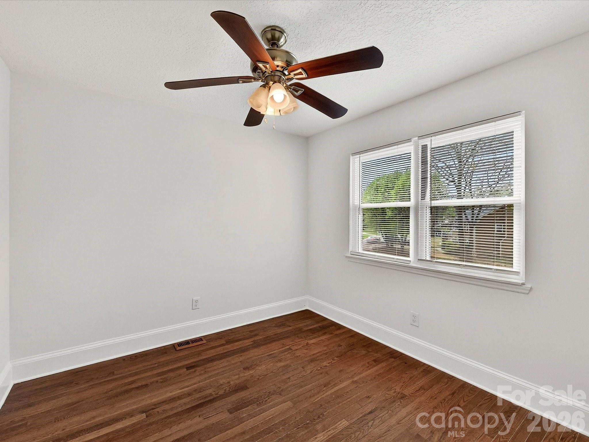 8413 Red Setter Lane — Charlotte