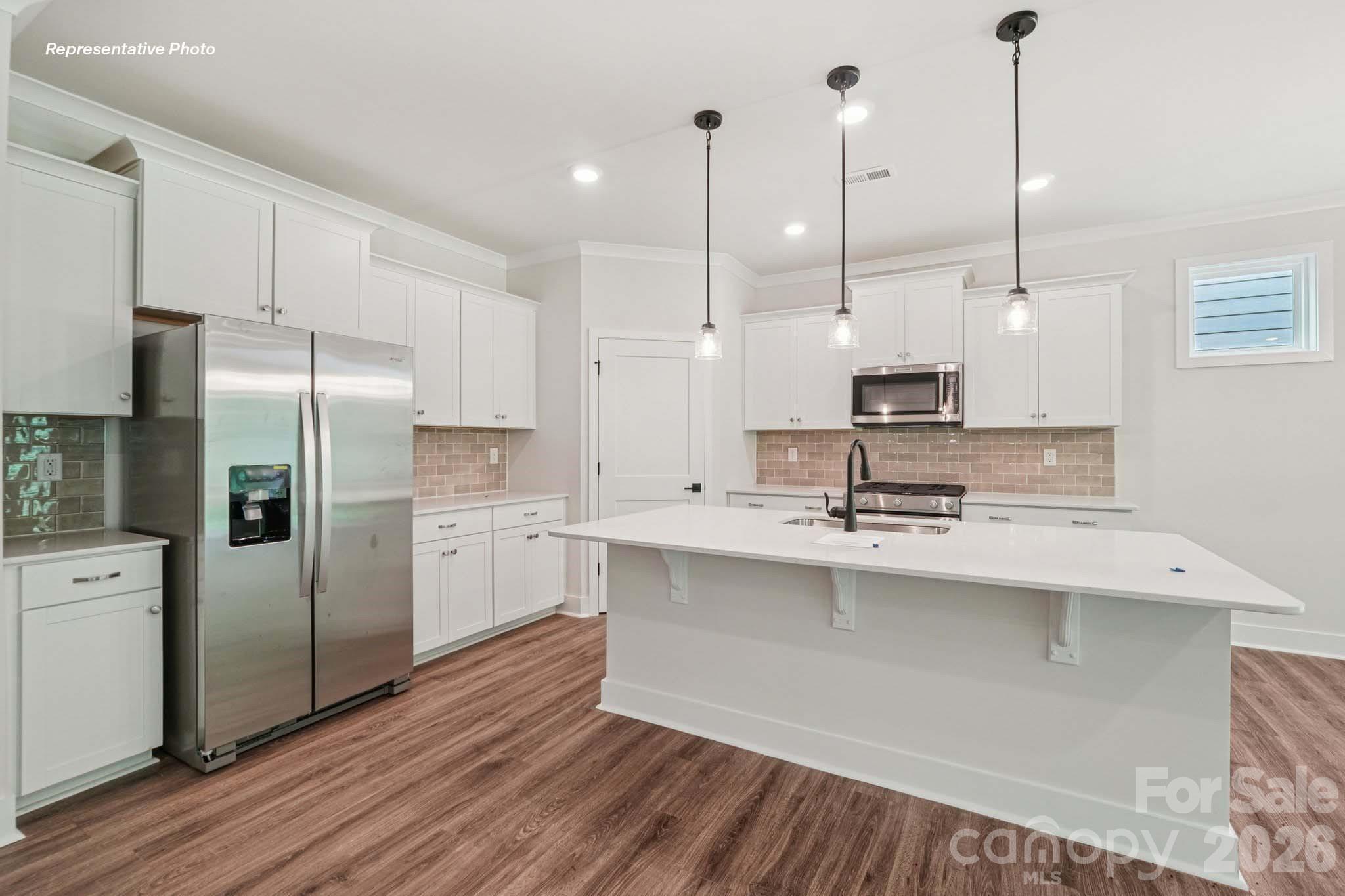 3225 Oberon Street — York