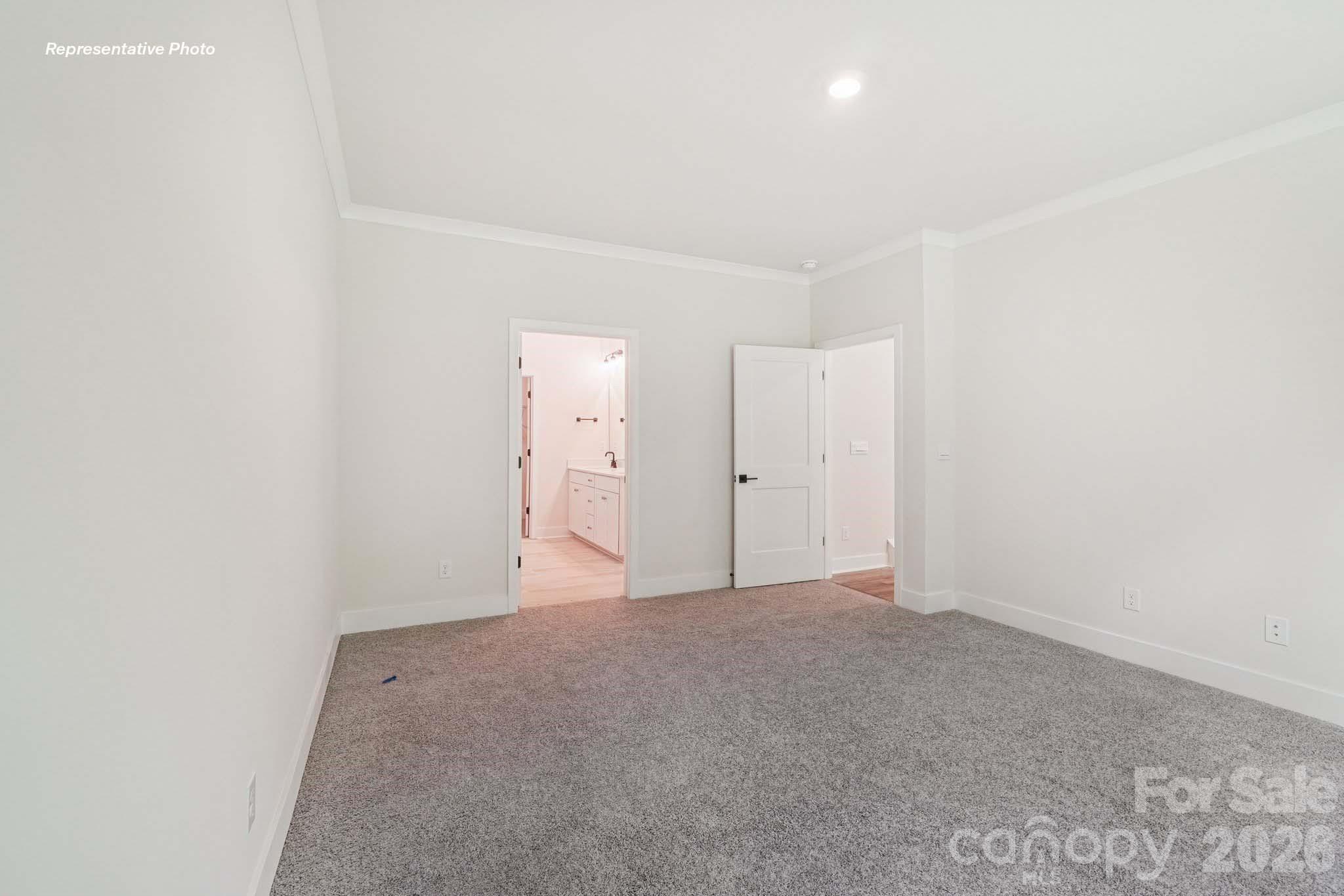 3225 Oberon Street — York
