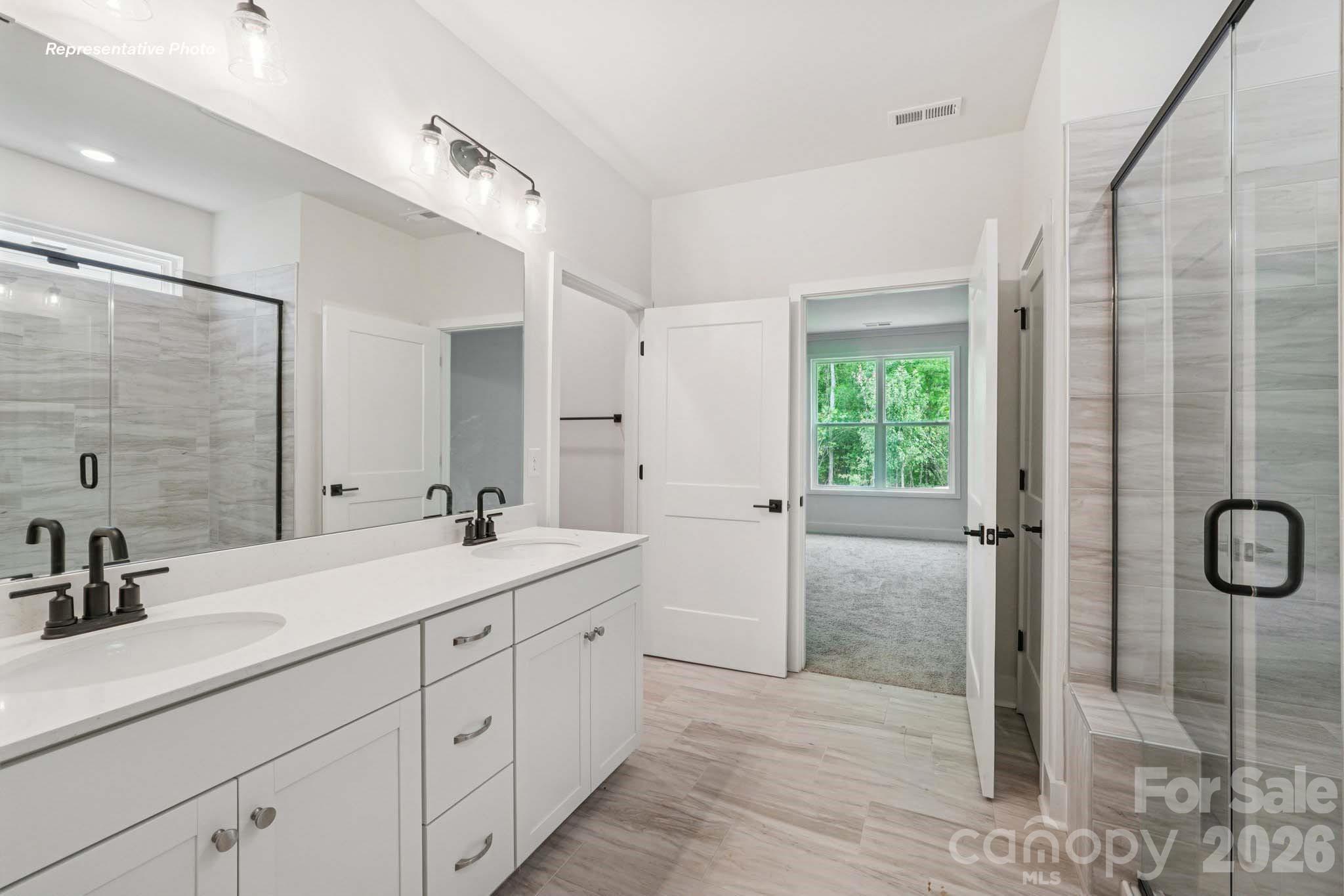 3225 Oberon Street — York
