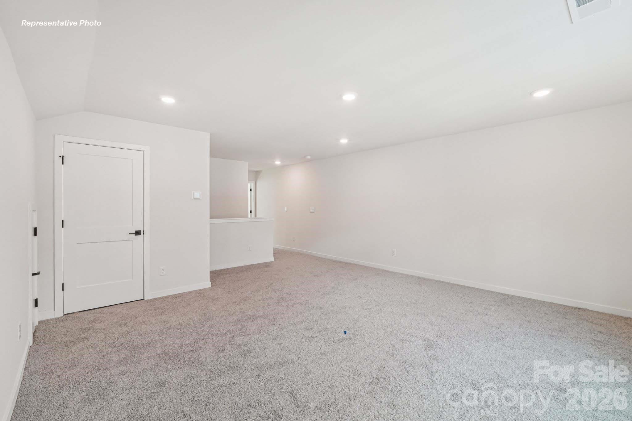 3225 Oberon Street — York