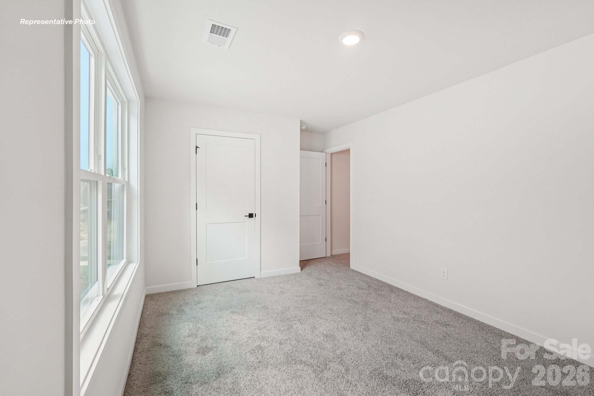 3225 Oberon Street — York