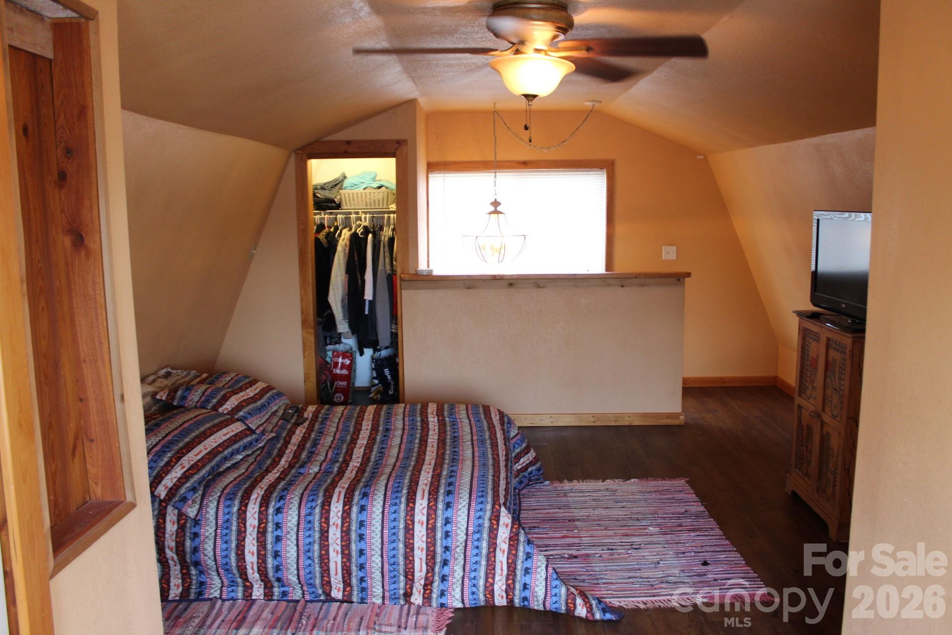 105 Filly Trail — Love Valley