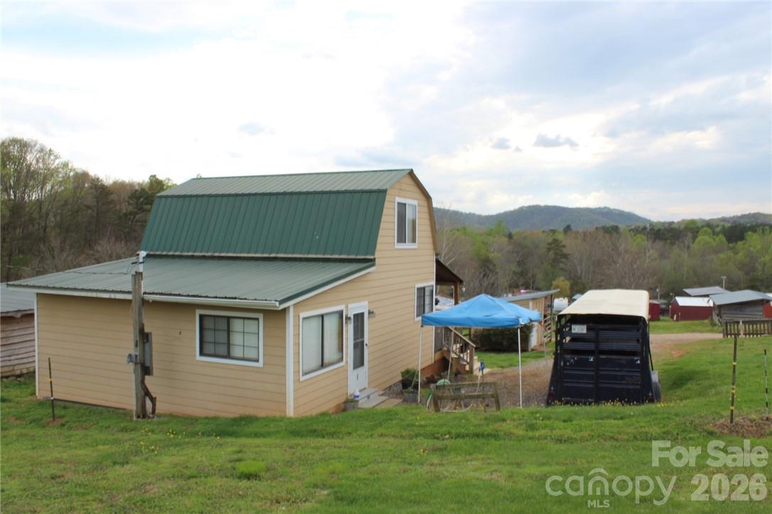 105 Filly Trail — Love Valley
