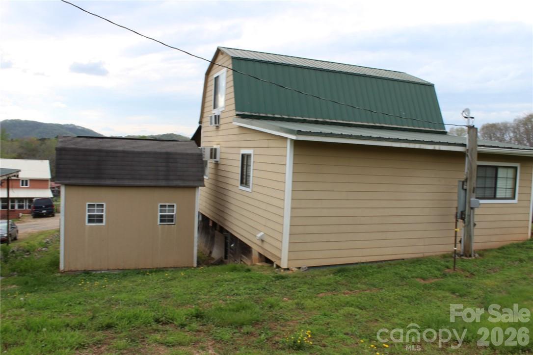 105 Filly Trail — Love Valley