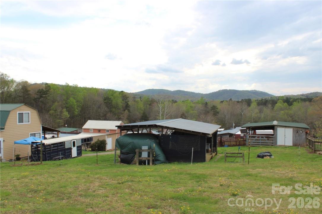 105 Filly Trail — Love Valley