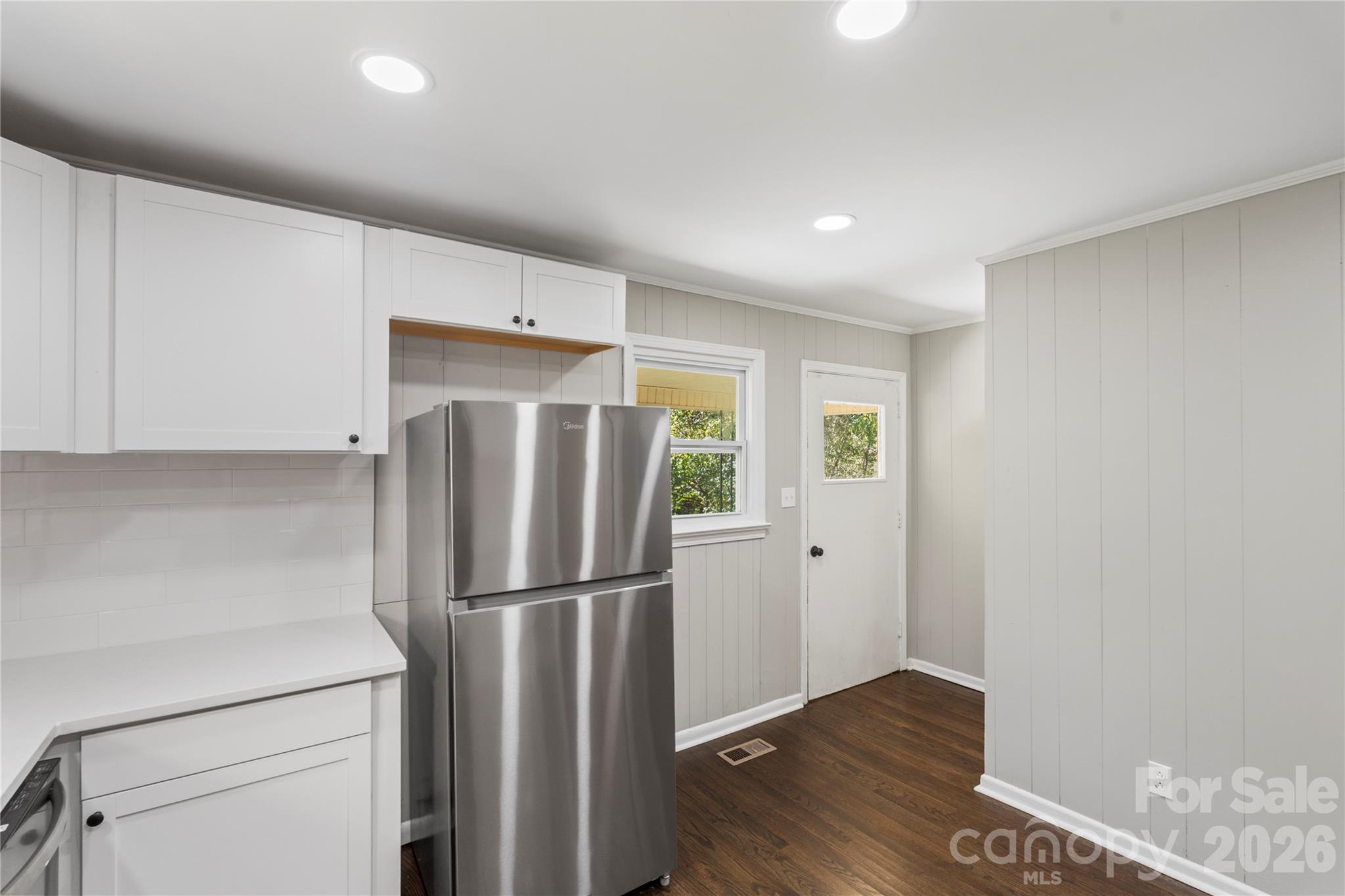 1428 Boxwood Avenue — Lancaster