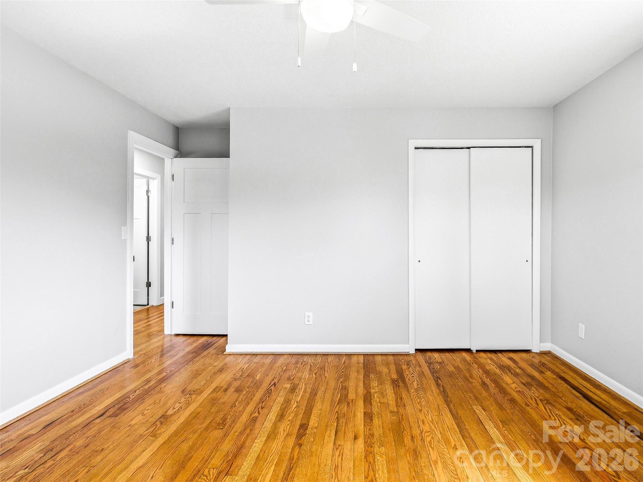 2 Oakland Street — Weaverville