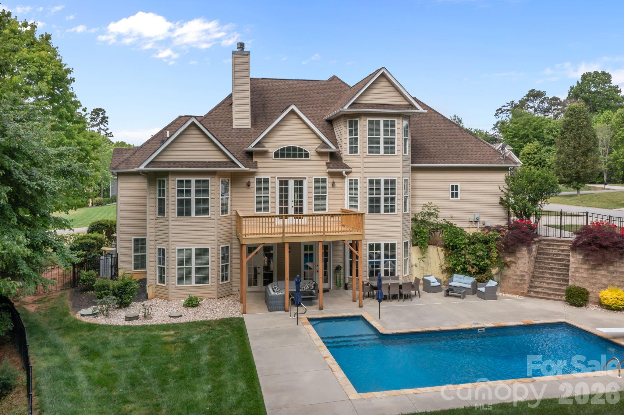 141 Winding Creek Drive — Troutman