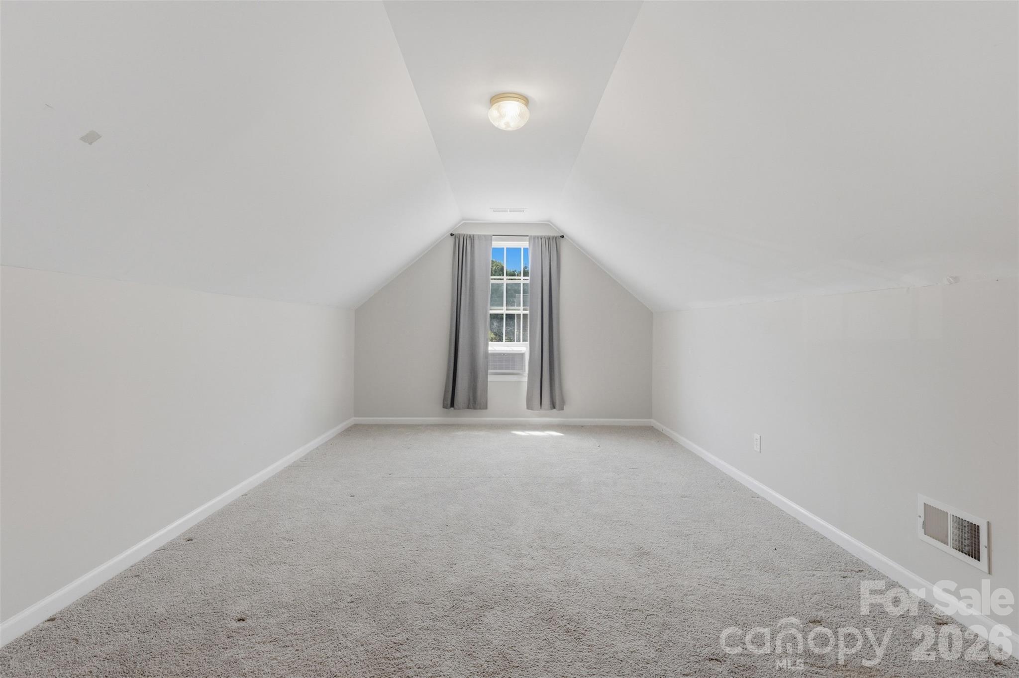 2454 Carmathen Road — Charlotte