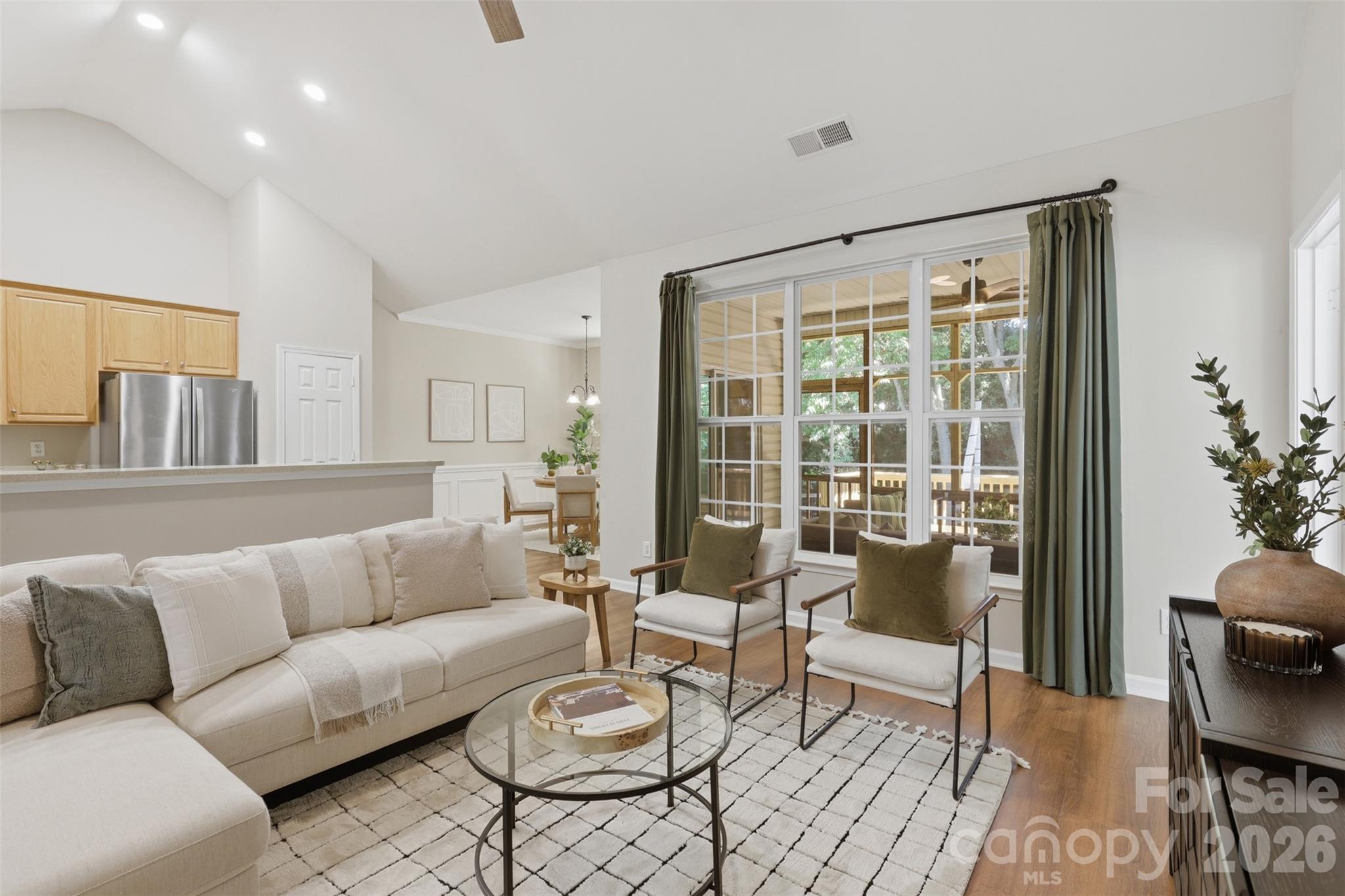 2454 Carmathen Road — Charlotte