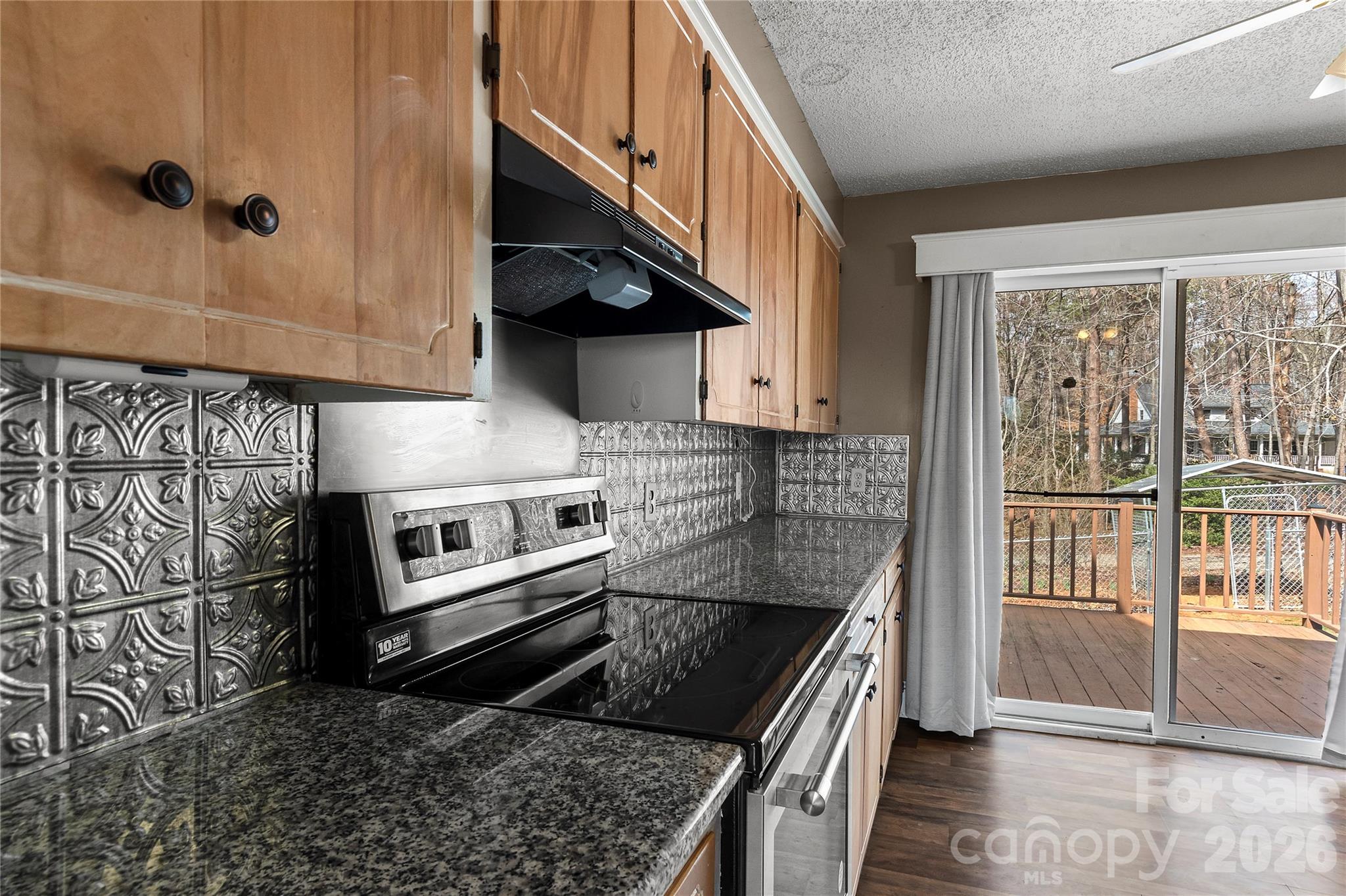 120 Skyline Drive — Elkin