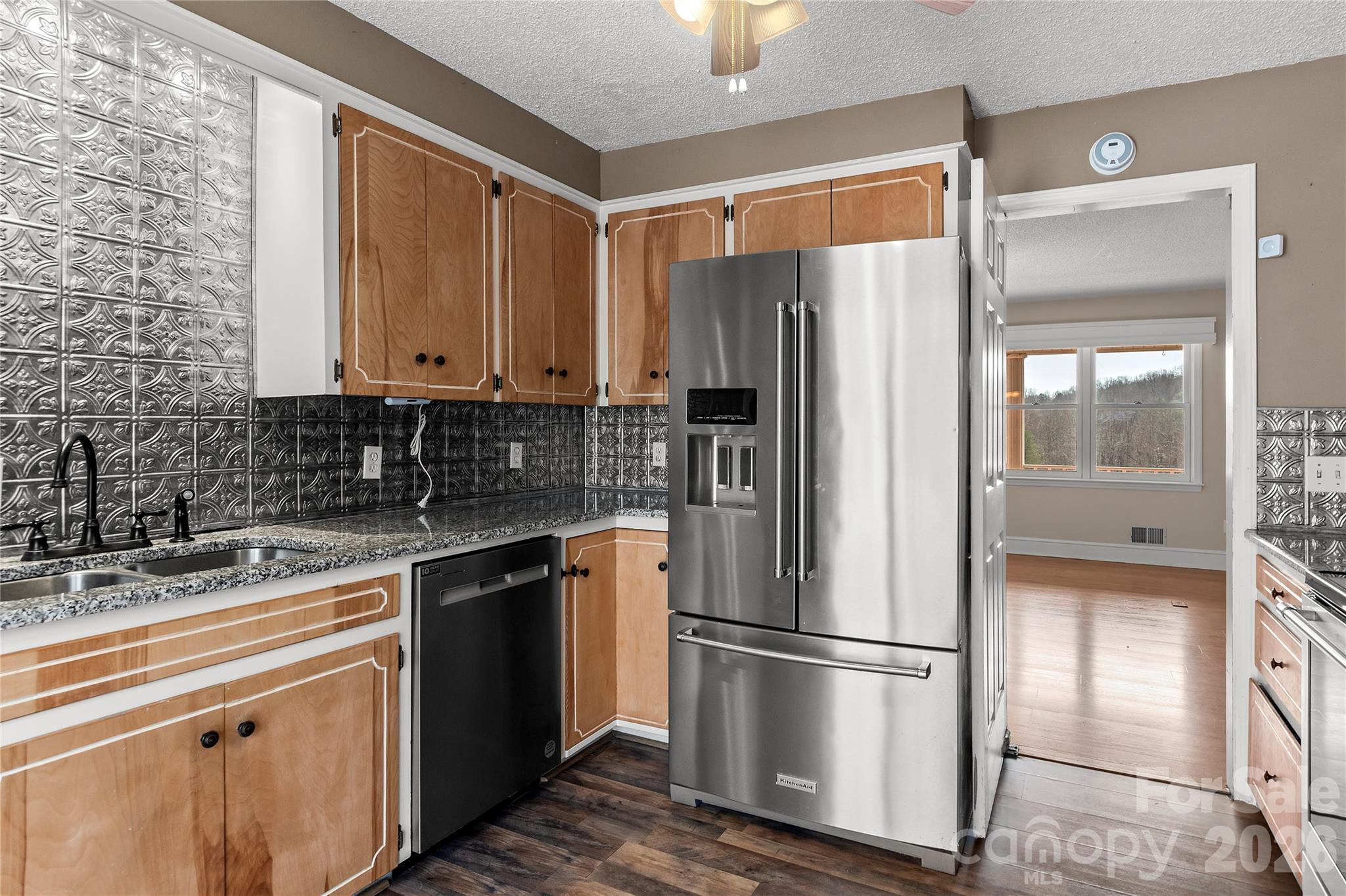120 Skyline Drive — Elkin