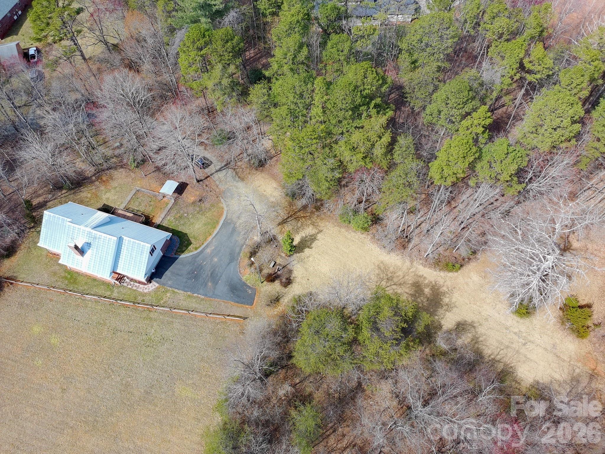 120 Skyline Drive — Elkin
