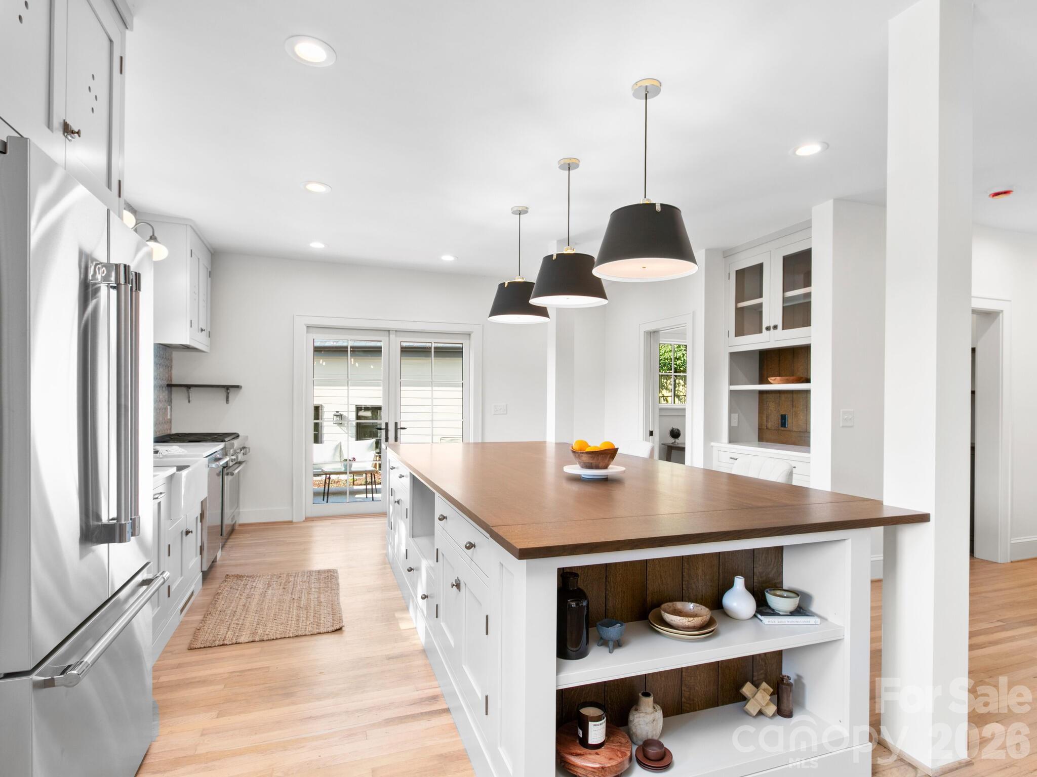18 Normandy Road — Asheville