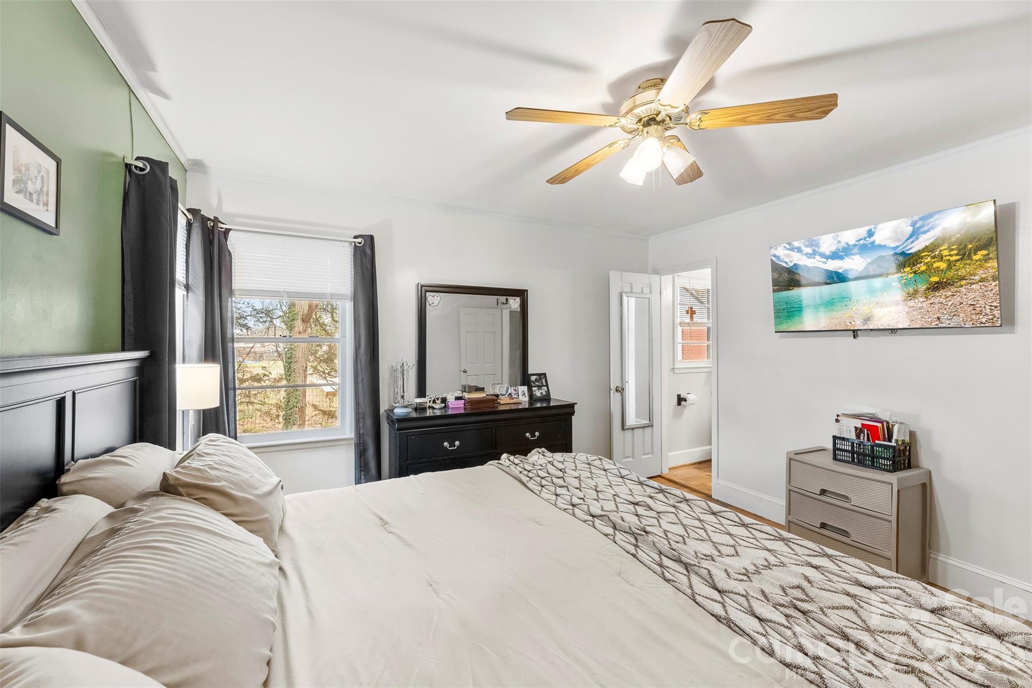 210 Avondale Drive — Lexington
