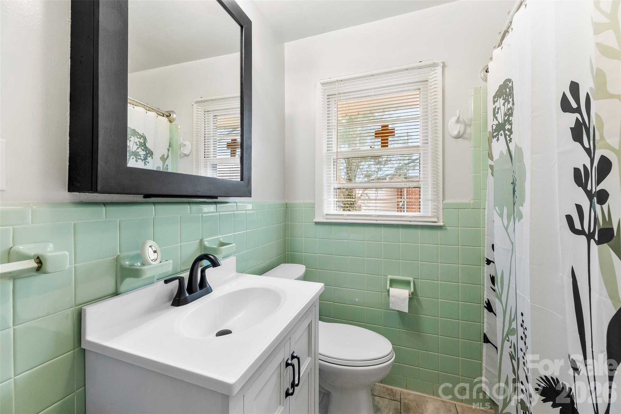 210 Avondale Drive — Lexington