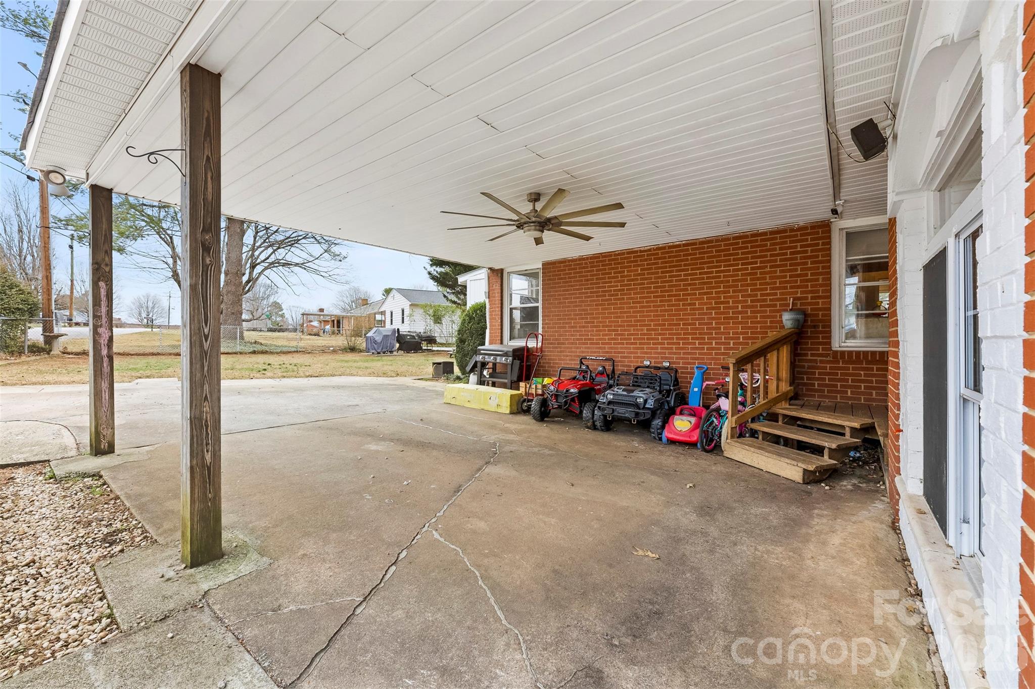 210 Avondale Drive — Lexington