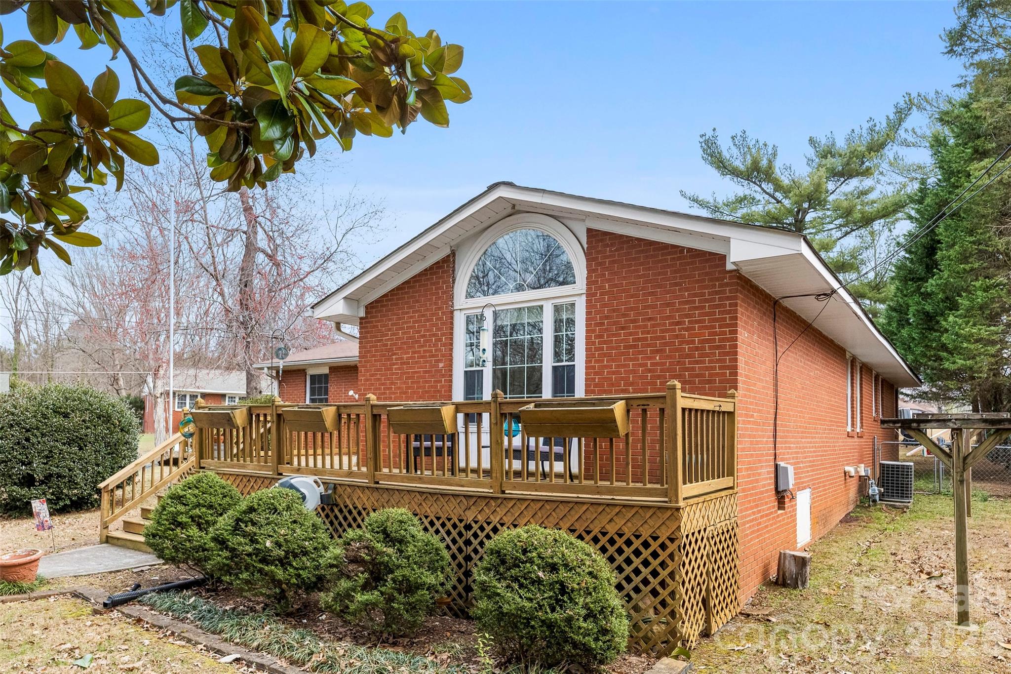 210 Avondale Drive — Lexington