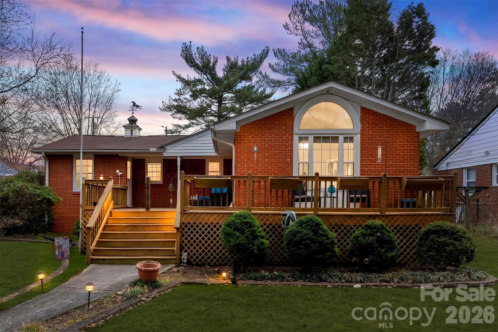 210 Avondale Drive — Lexington